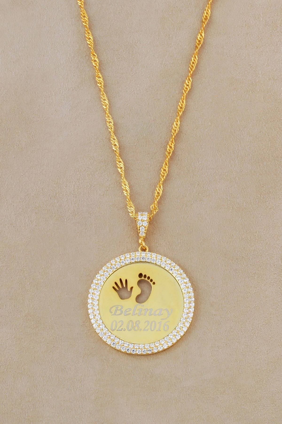 Gümüş El Ayaklı Kişiye Özel Isimli Kolye