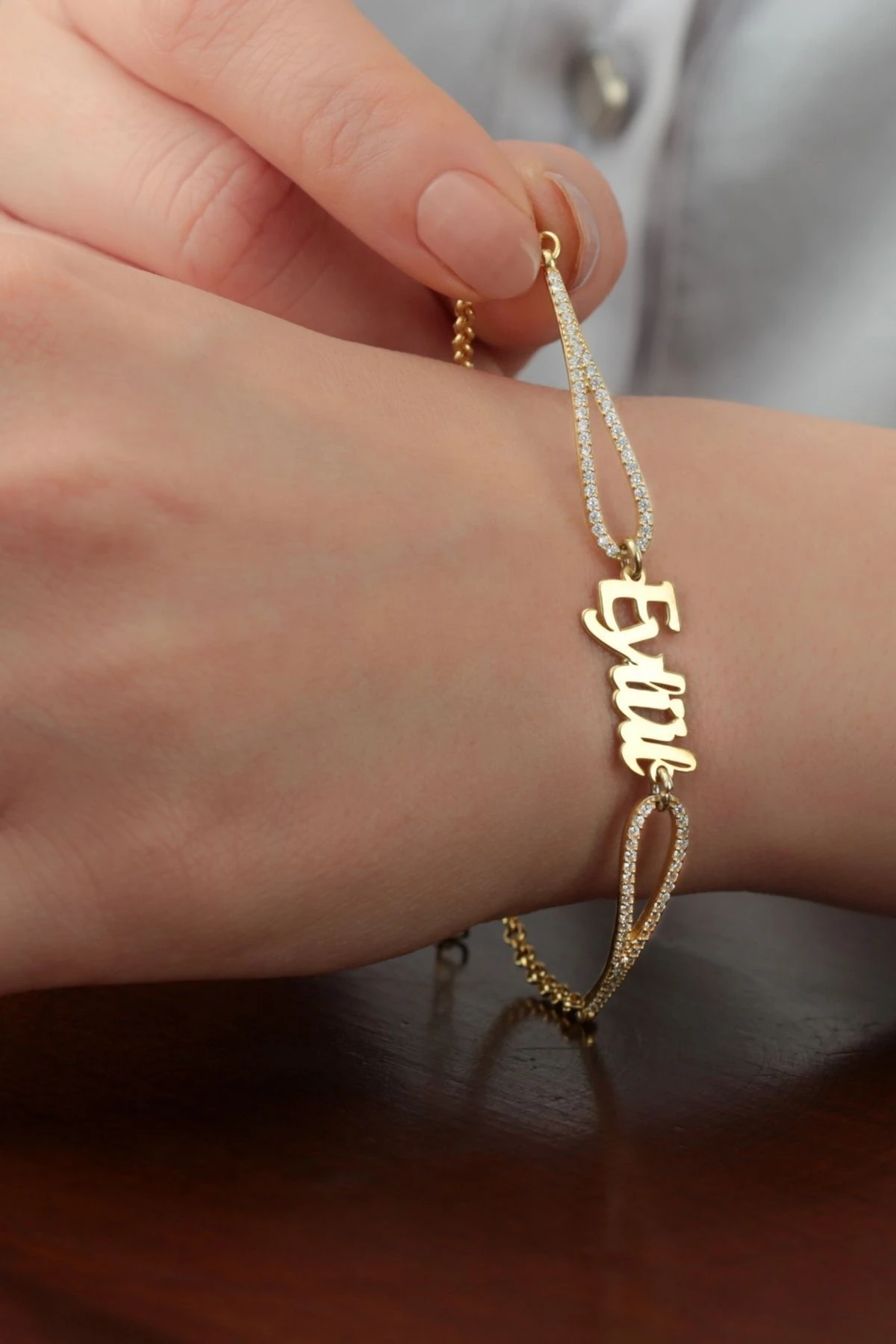 Gümüş Isimli Trend Bileklik