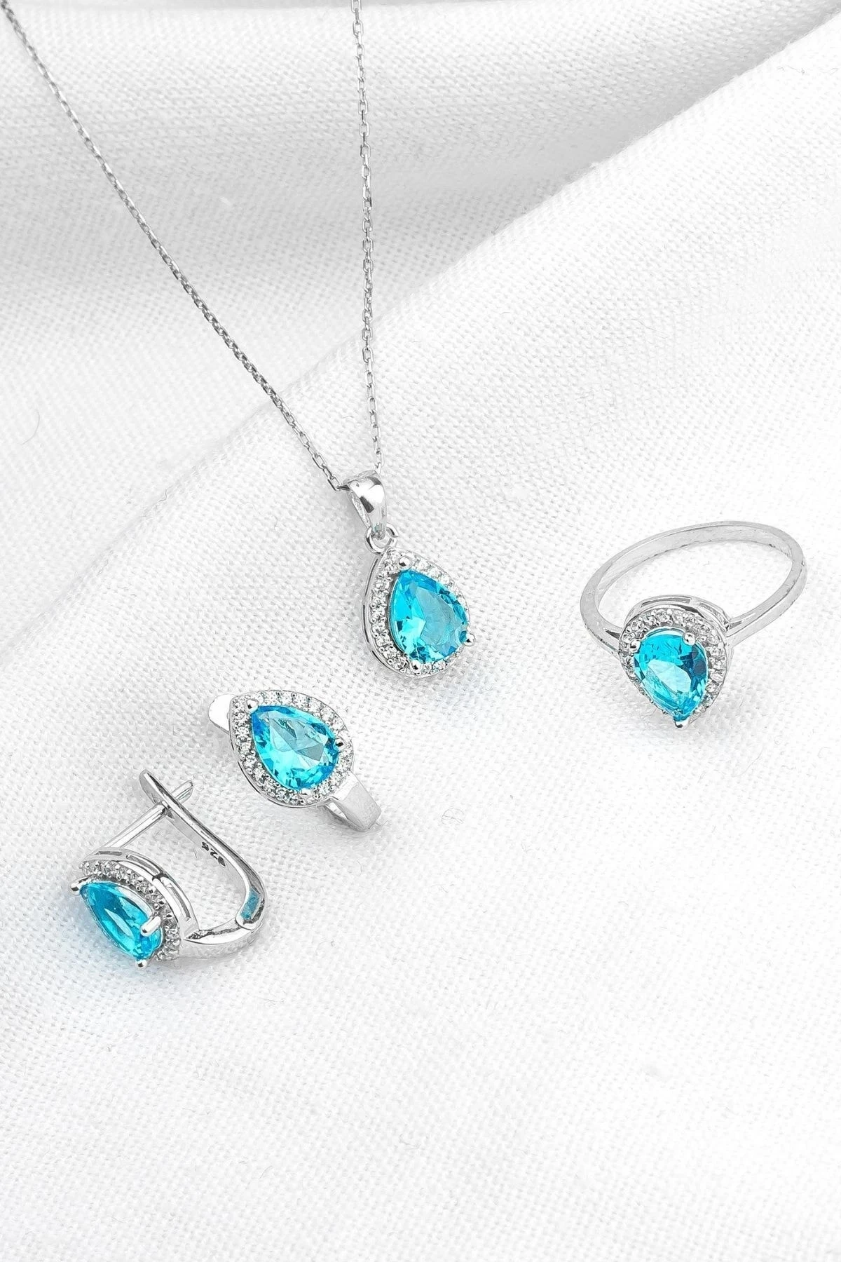 Gümüş Mavi Taşlı Damla Takı Seti