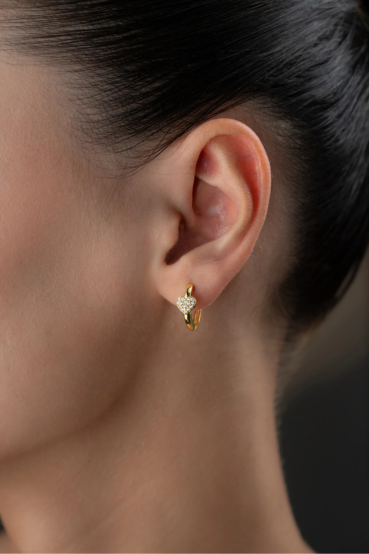 Gümüş Kalpli Halka Küpe