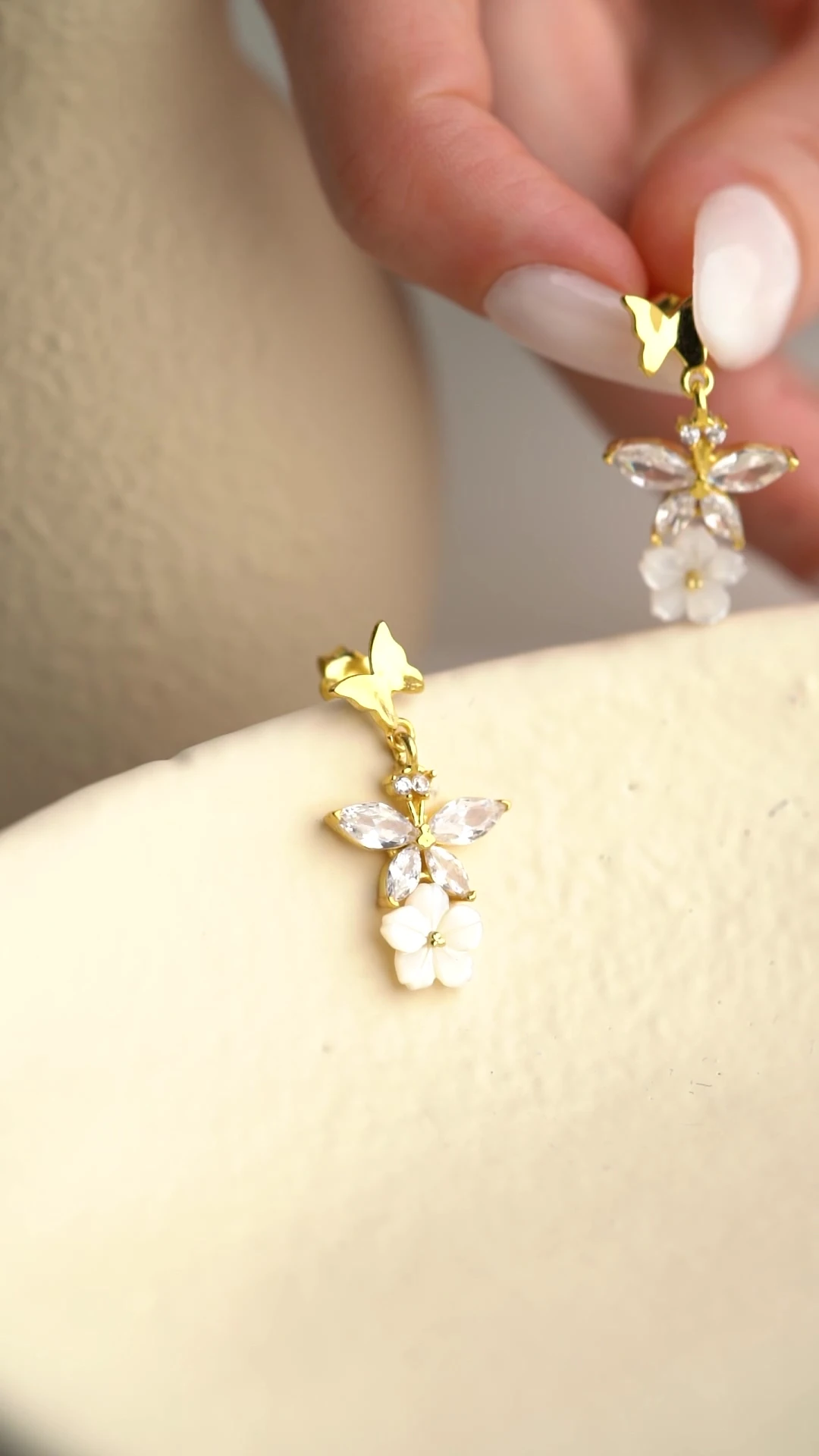 Gümüş Gold Sedefli Taşlı Küpe