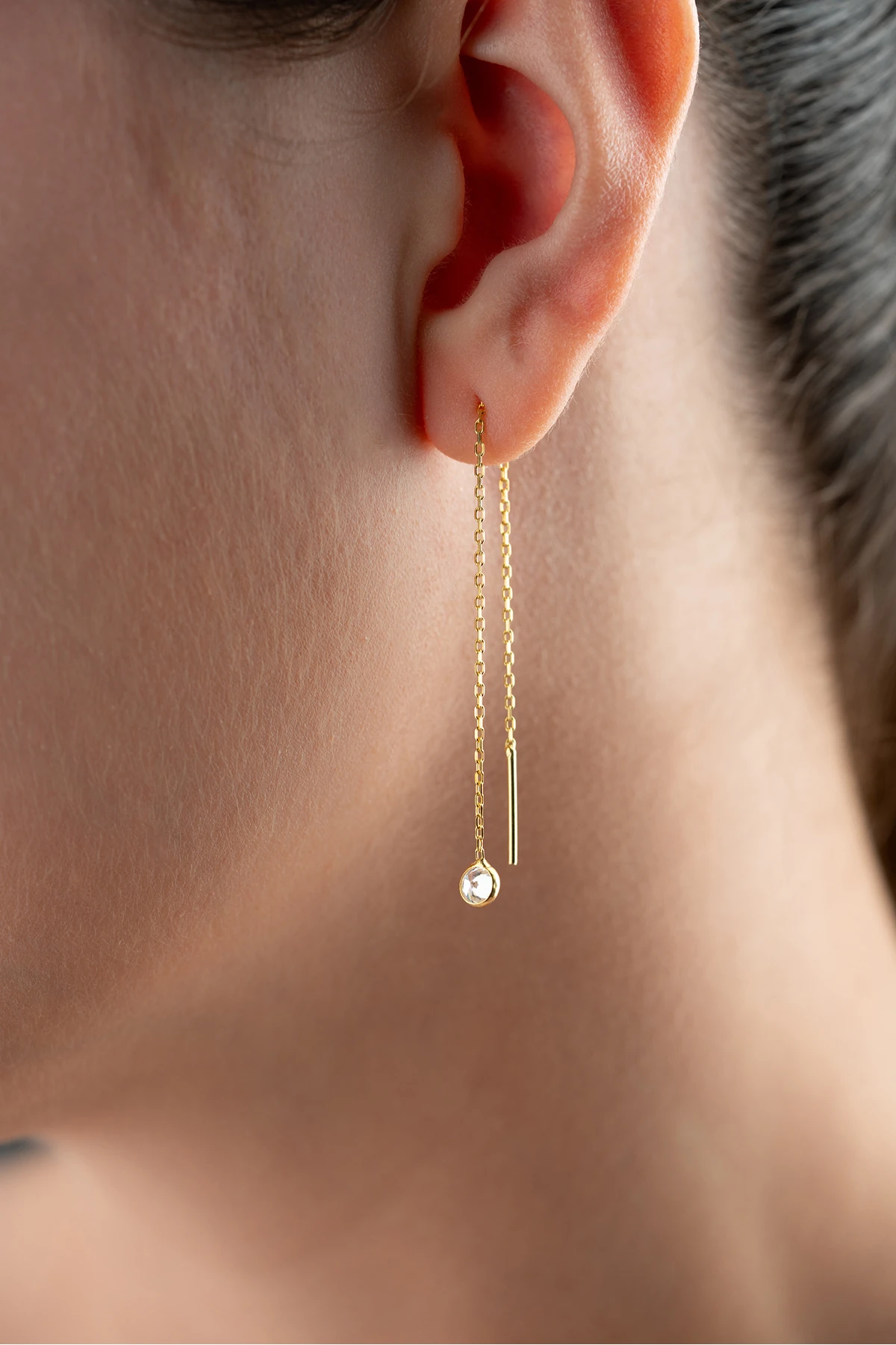 Gümüş Tek Taş Zincir Küpe