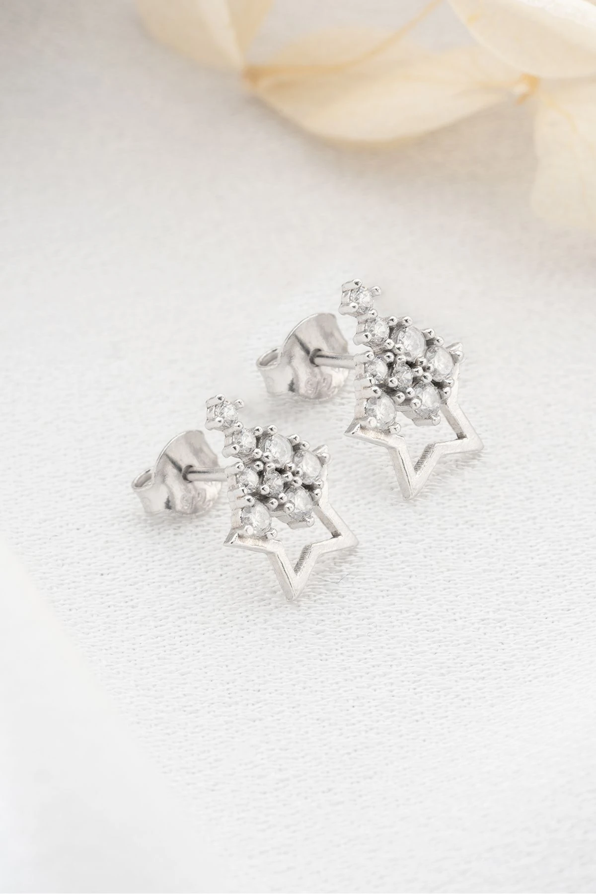 Gümüş Zirkon Taşlı Yıldız Küpe