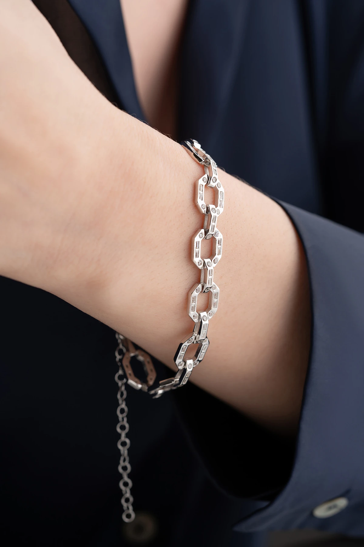 Gümüş Trend Bileklik