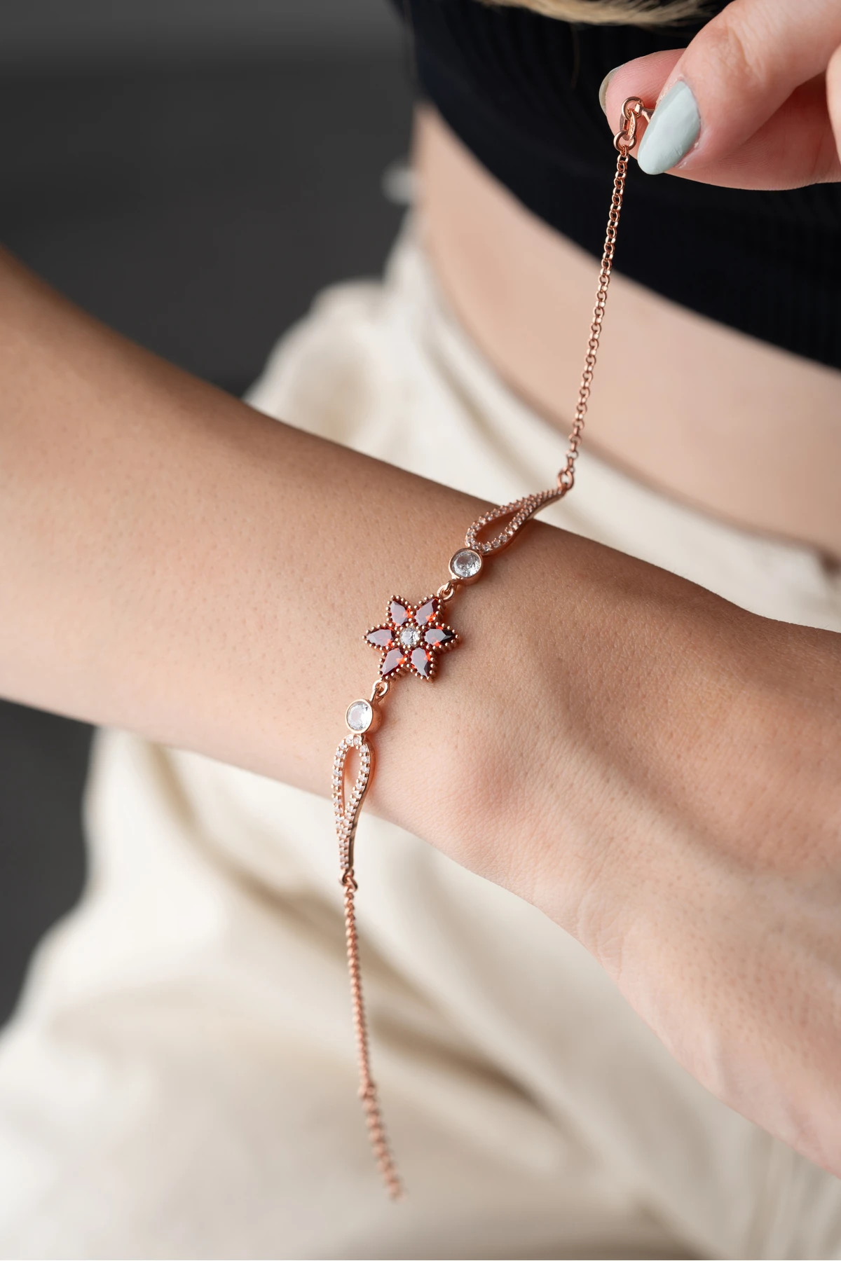 Gümüş Lotus Çiçeği Bileklik