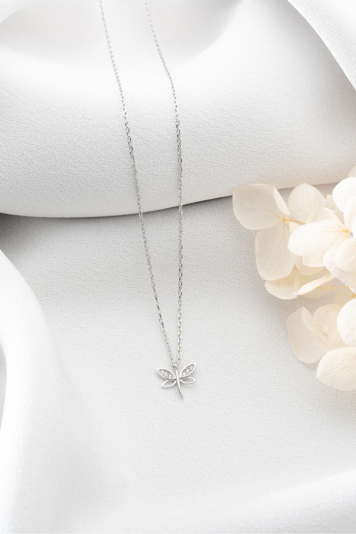 Gümüş Minimal Yusufçuk Kolye