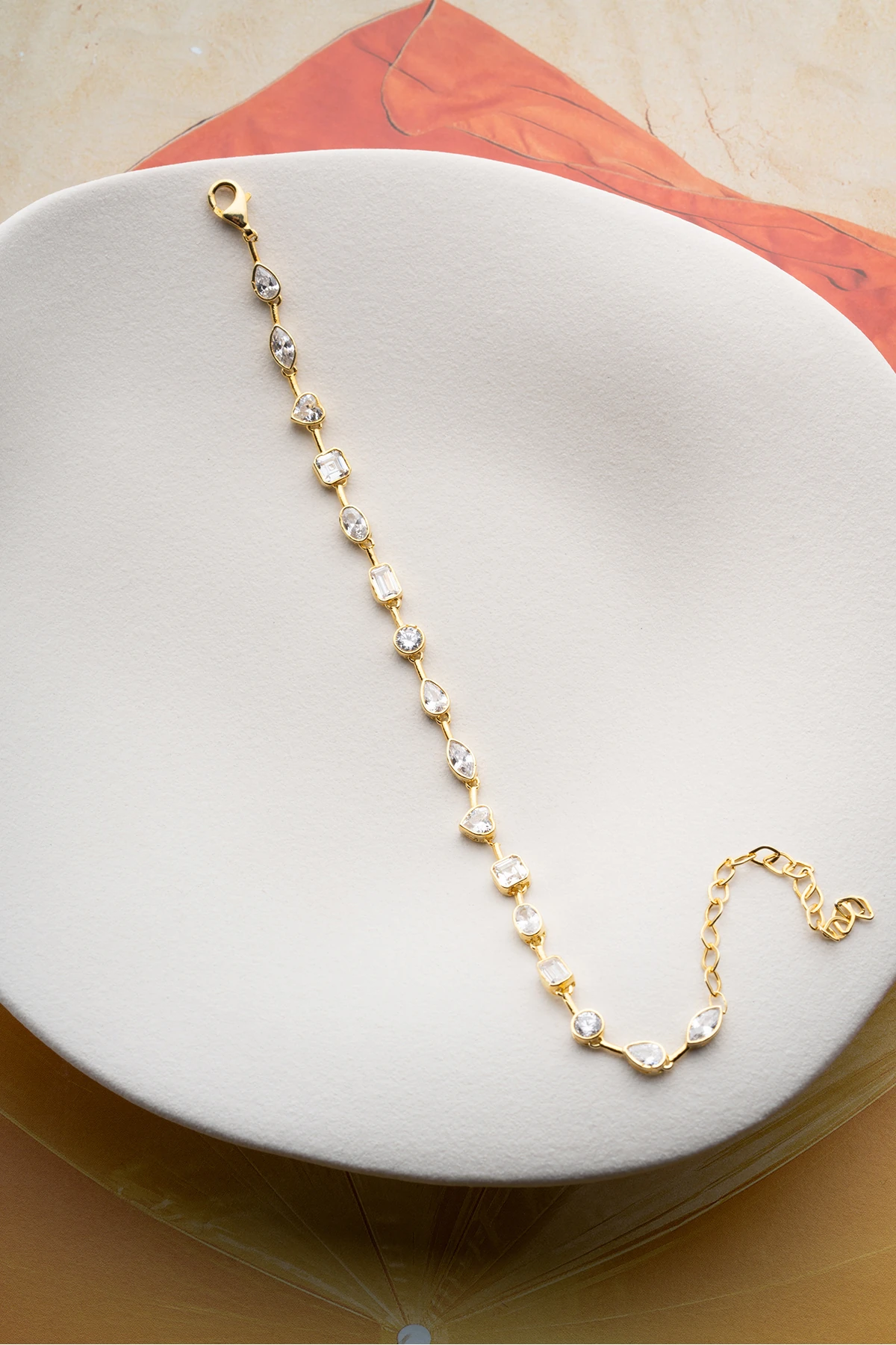 Gümüş Zirkon Taşlı Model Bileklik