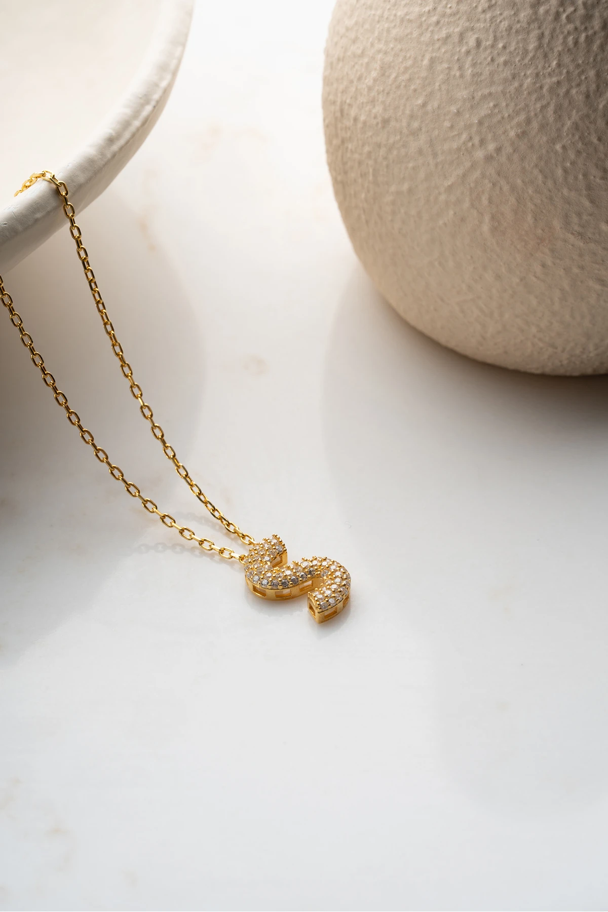 Gümüş Kişiye Özel Zirkon Taşlı Harf Kolye