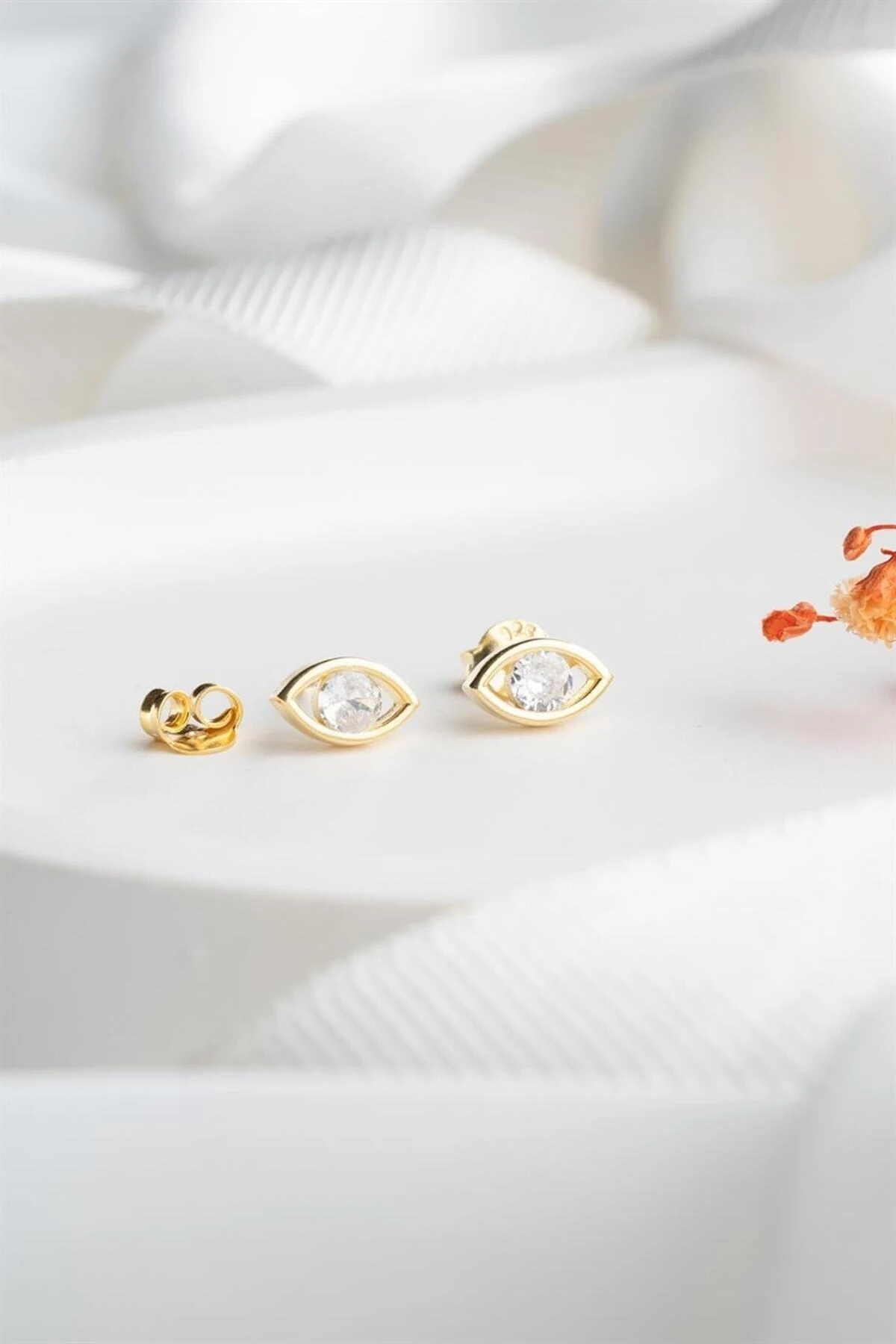 Gold Badem Göz Gümüş Küpe