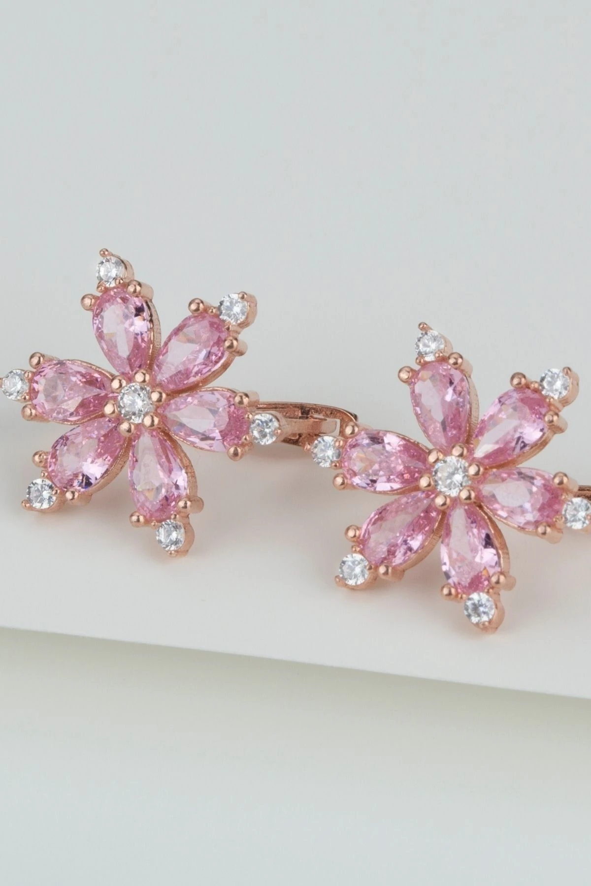 Gümüş Lotus Çiçeği Küpe