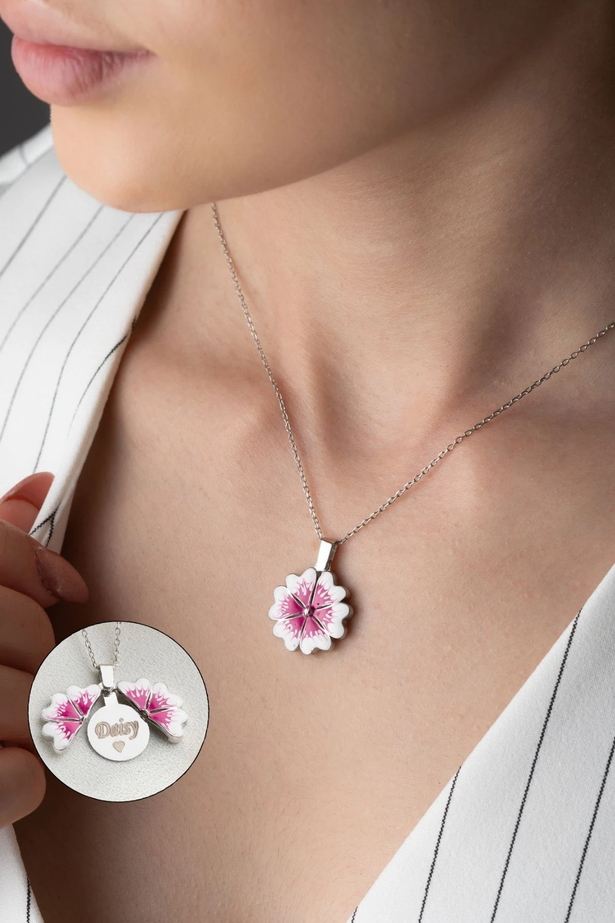 Gümüş Açılabilen İsimli Çiçek Kolye