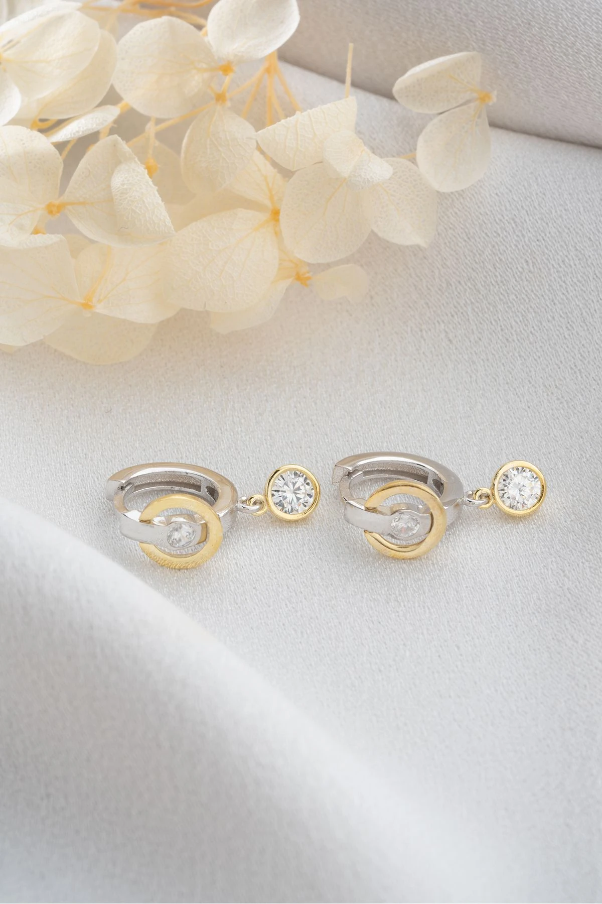 Gümüş Trend Küpe