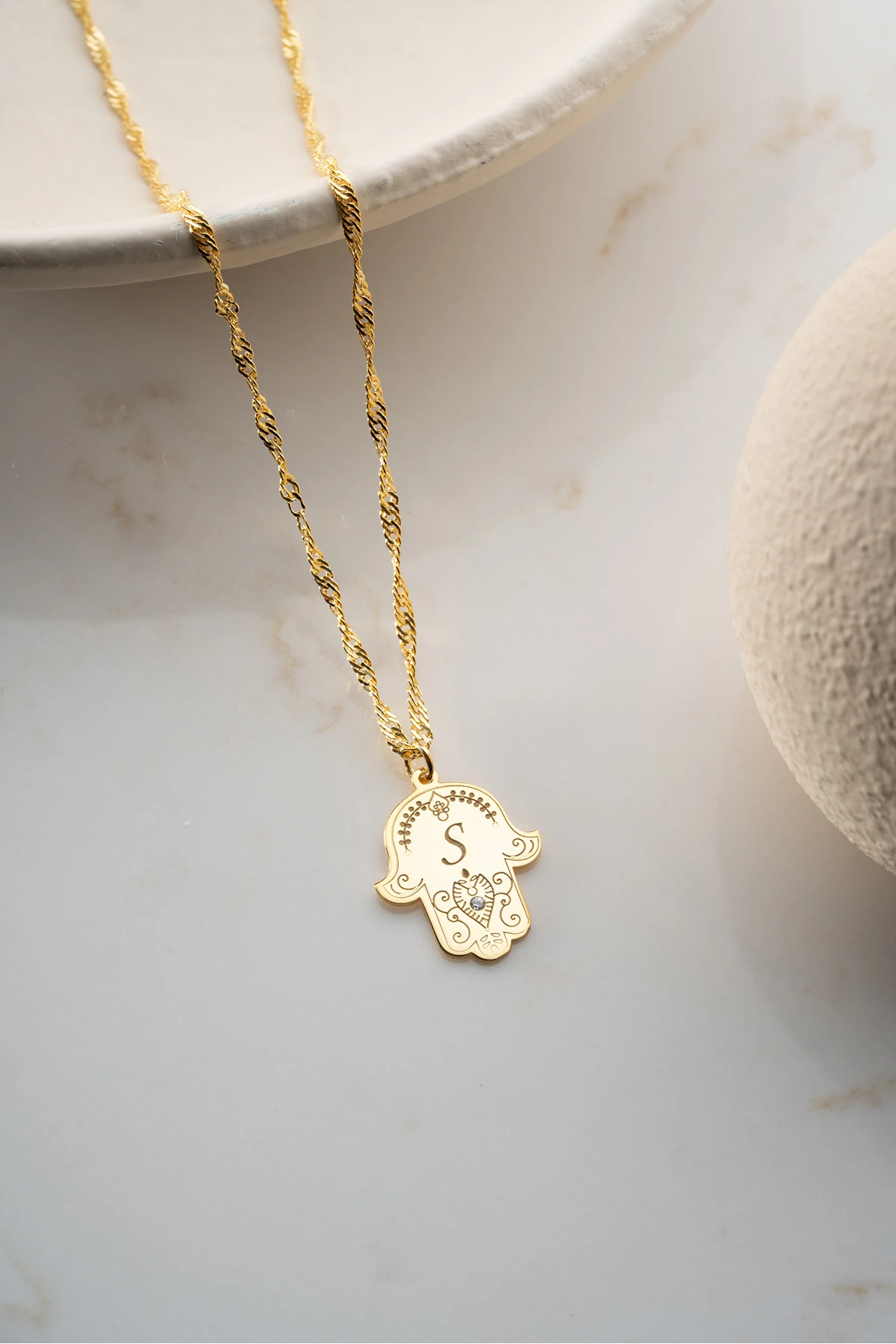 Gümüş Kişiye Özel Fatma Eli Harf Kolye