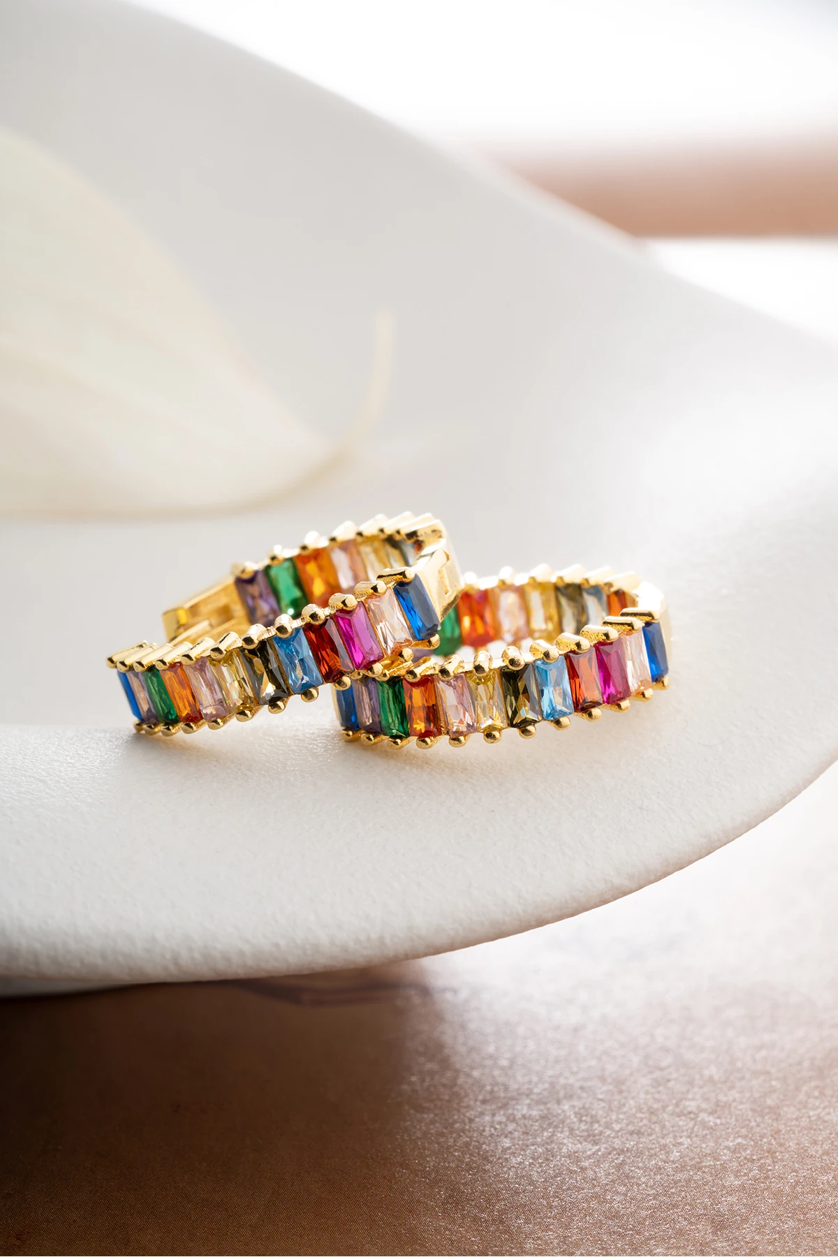 Gümüş Baget Renkli Taşlı Halka Küpe