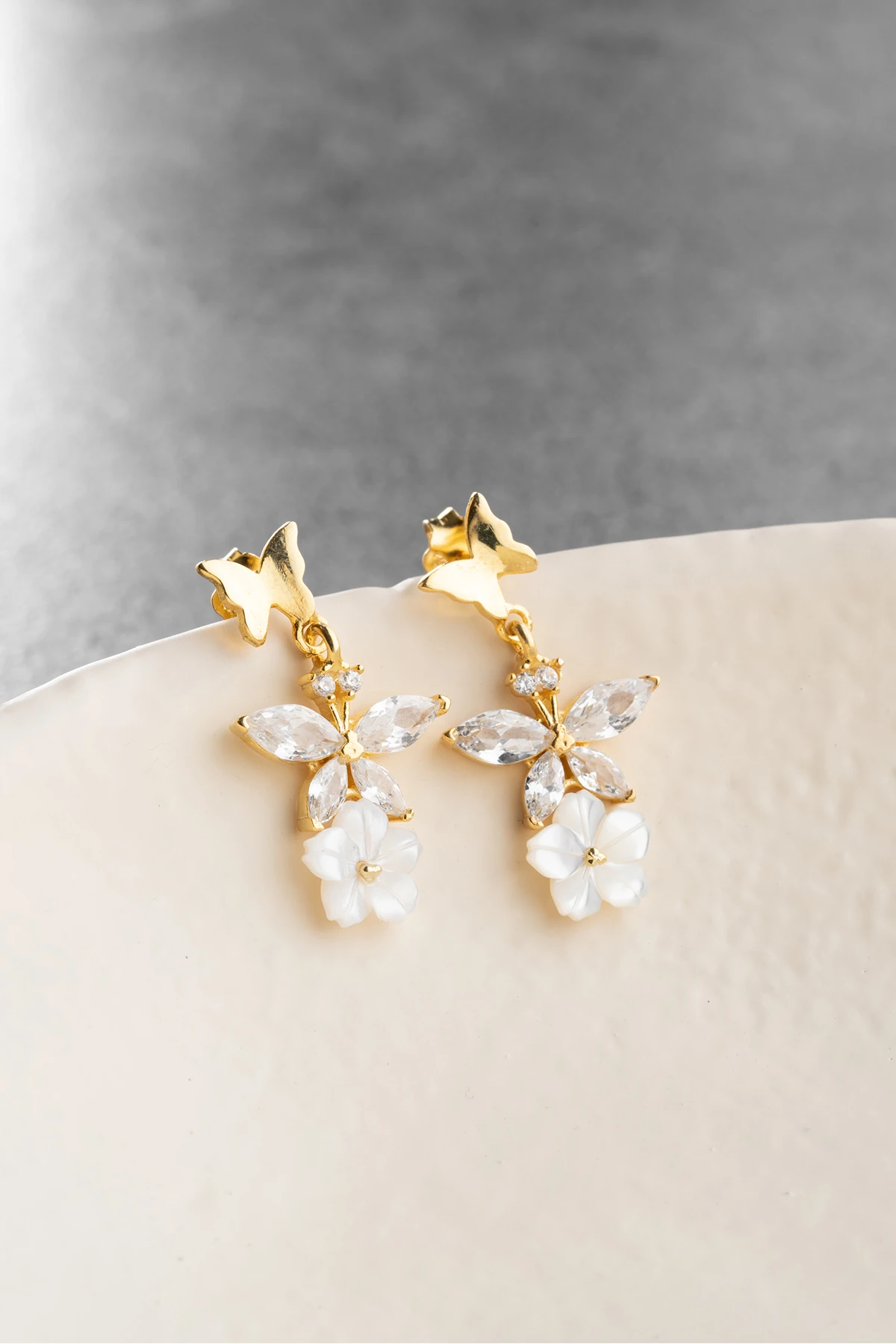 Gümüş Gold Sedefli Taşlı Küpe