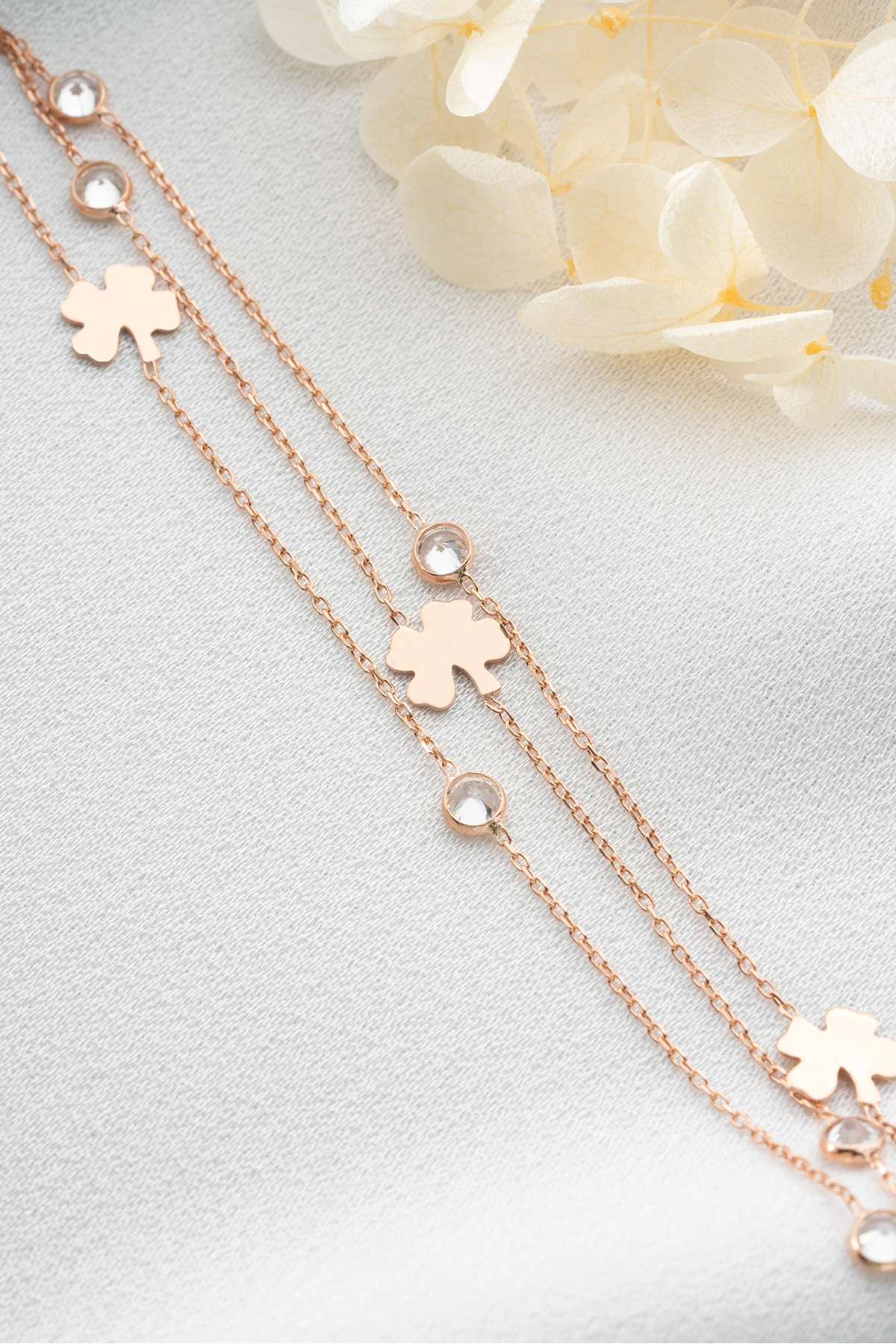 Gümüş 3 Sıra Yoncalı Taşlı Bileklik