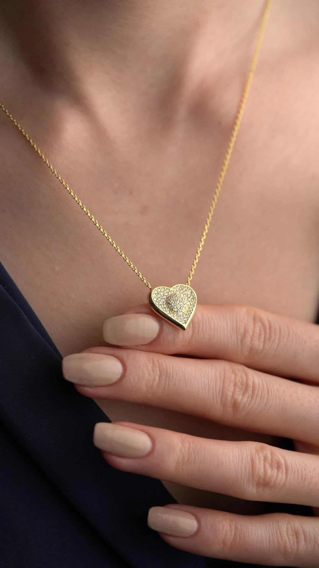 Gümüş Zirkon Taşlı Kalp Kolye