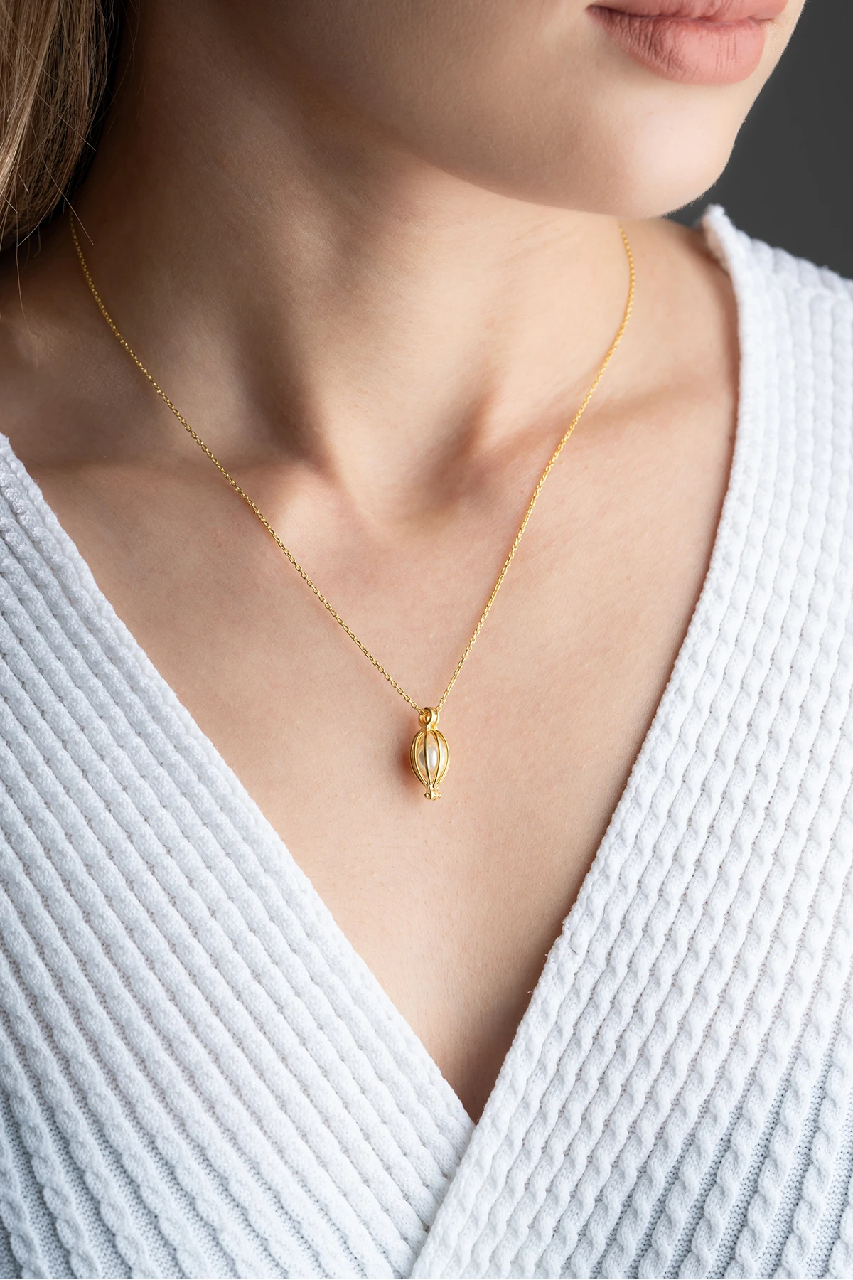 Gümüş İncili Balon Kolye