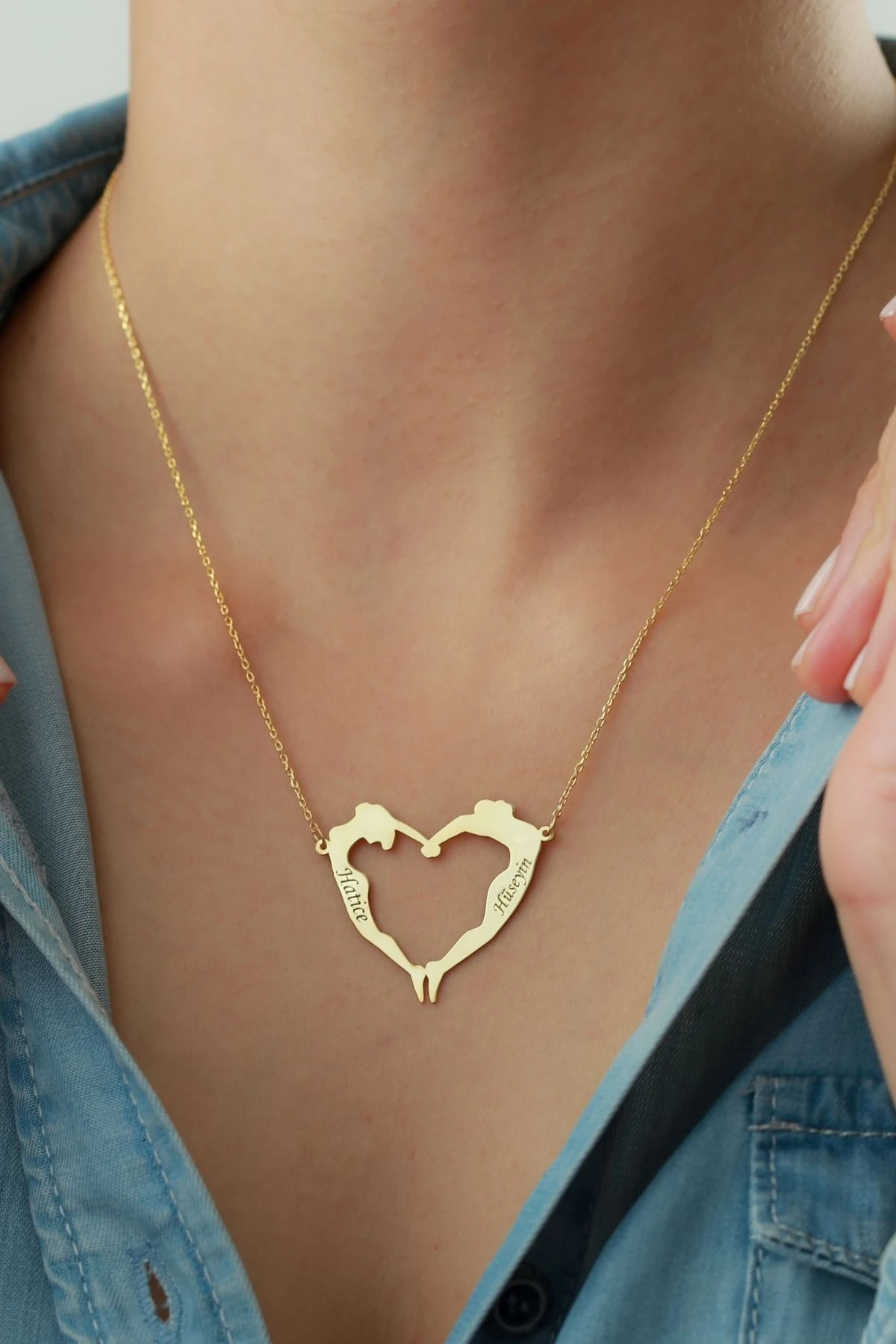 Gümüş Isimli Tek Vücut Kalp Kolye