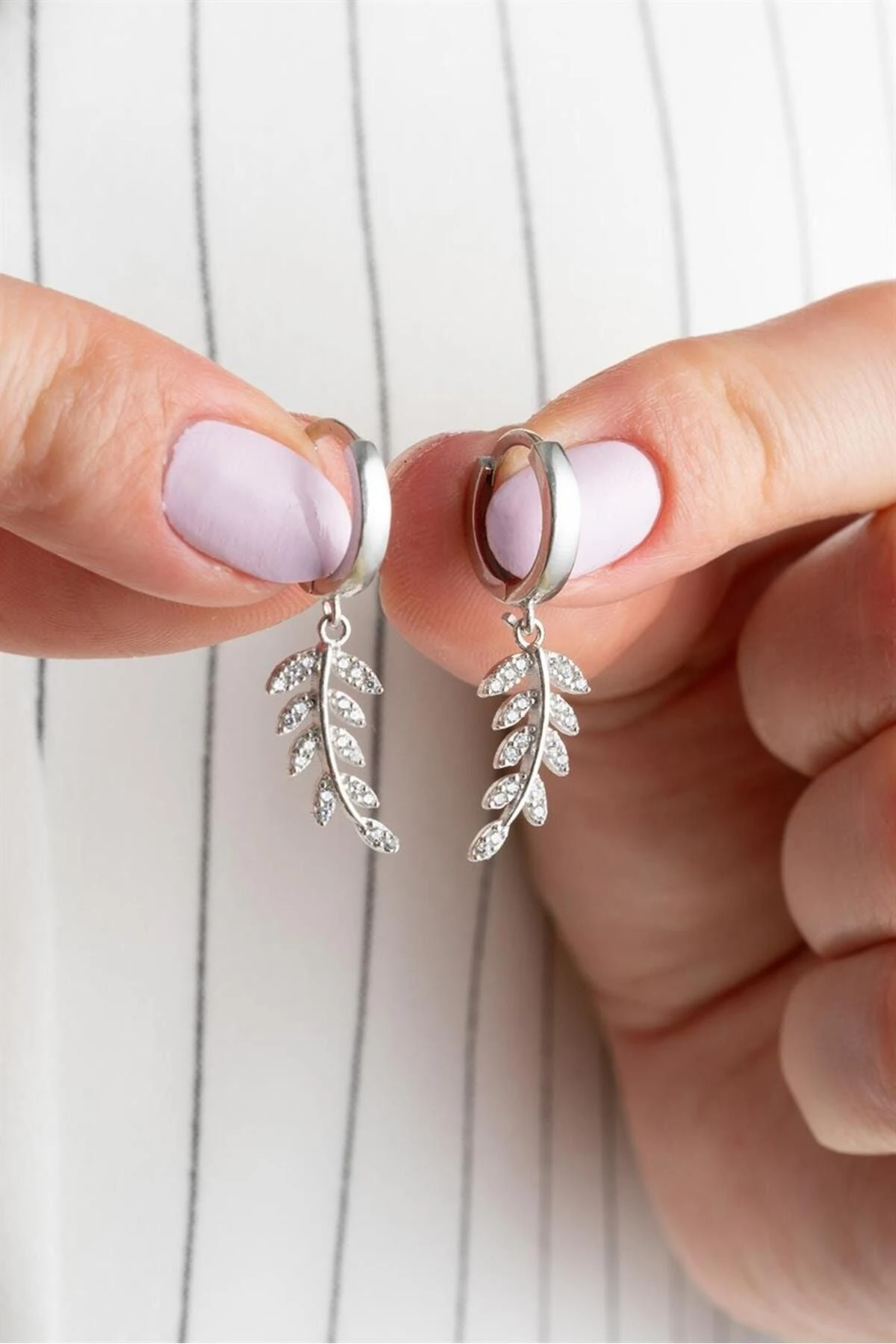 Zeytindalı Gümüş Küpe