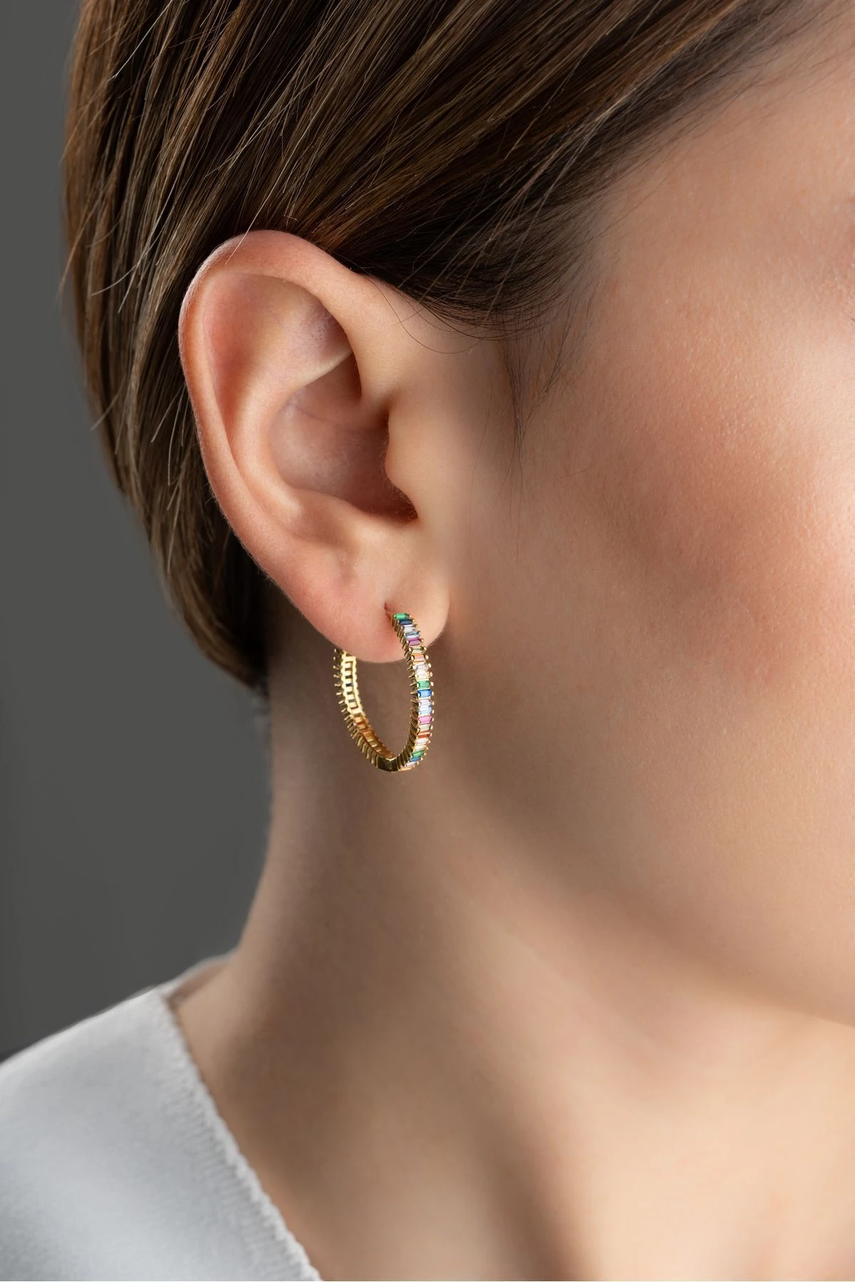 Gümüş Renkli Taşlı Büyük Boy Halka Küpe