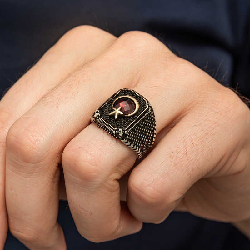 Gümüş Kırmızı Taşlı Ay Yıldız Erkek Yüzük