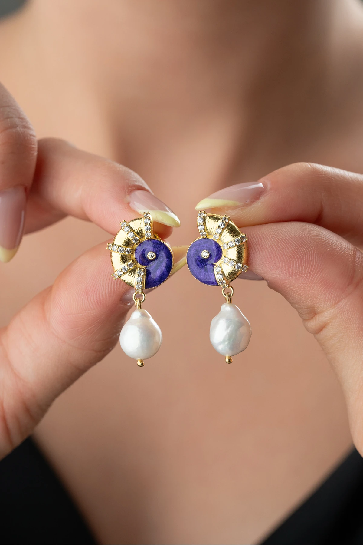 Gümüş Mor Mineli Salyangoz İncili Küpe