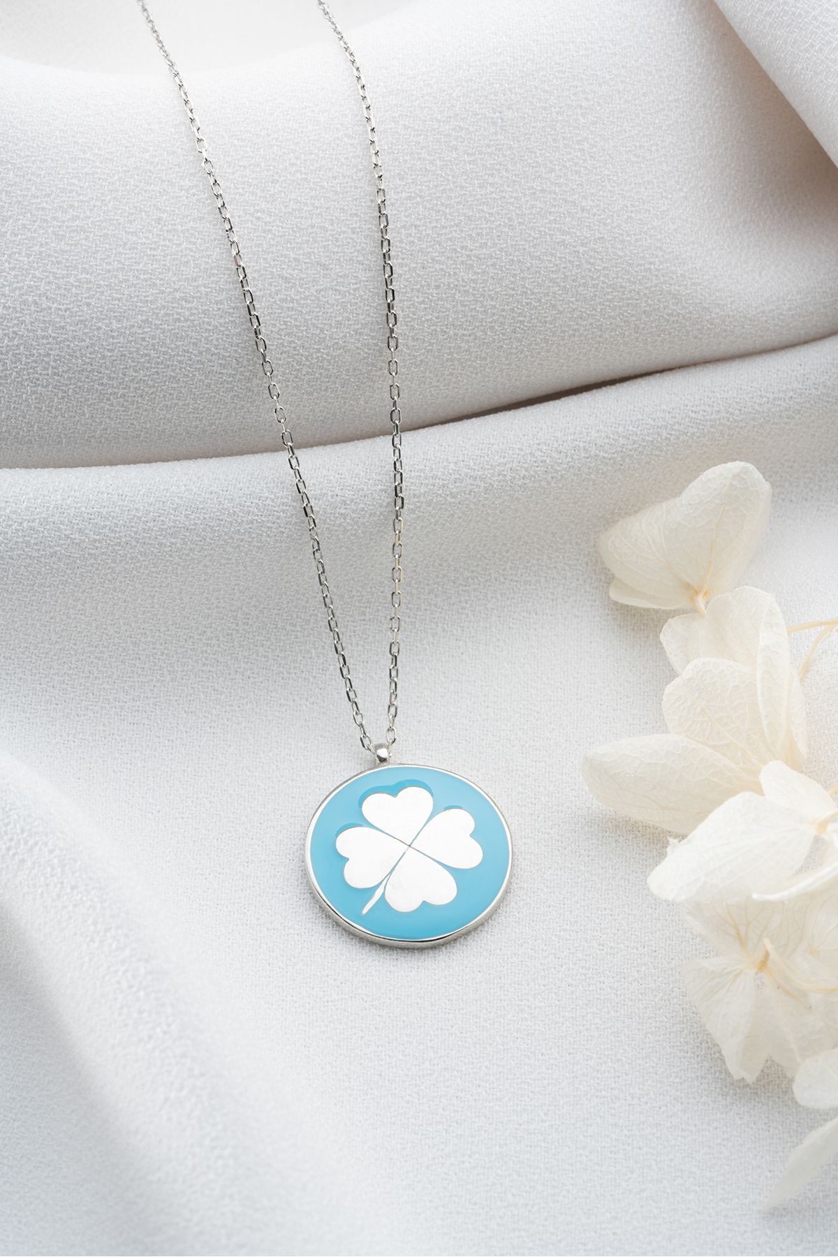 Gümüş Mavi Mineli Yonca Kolye