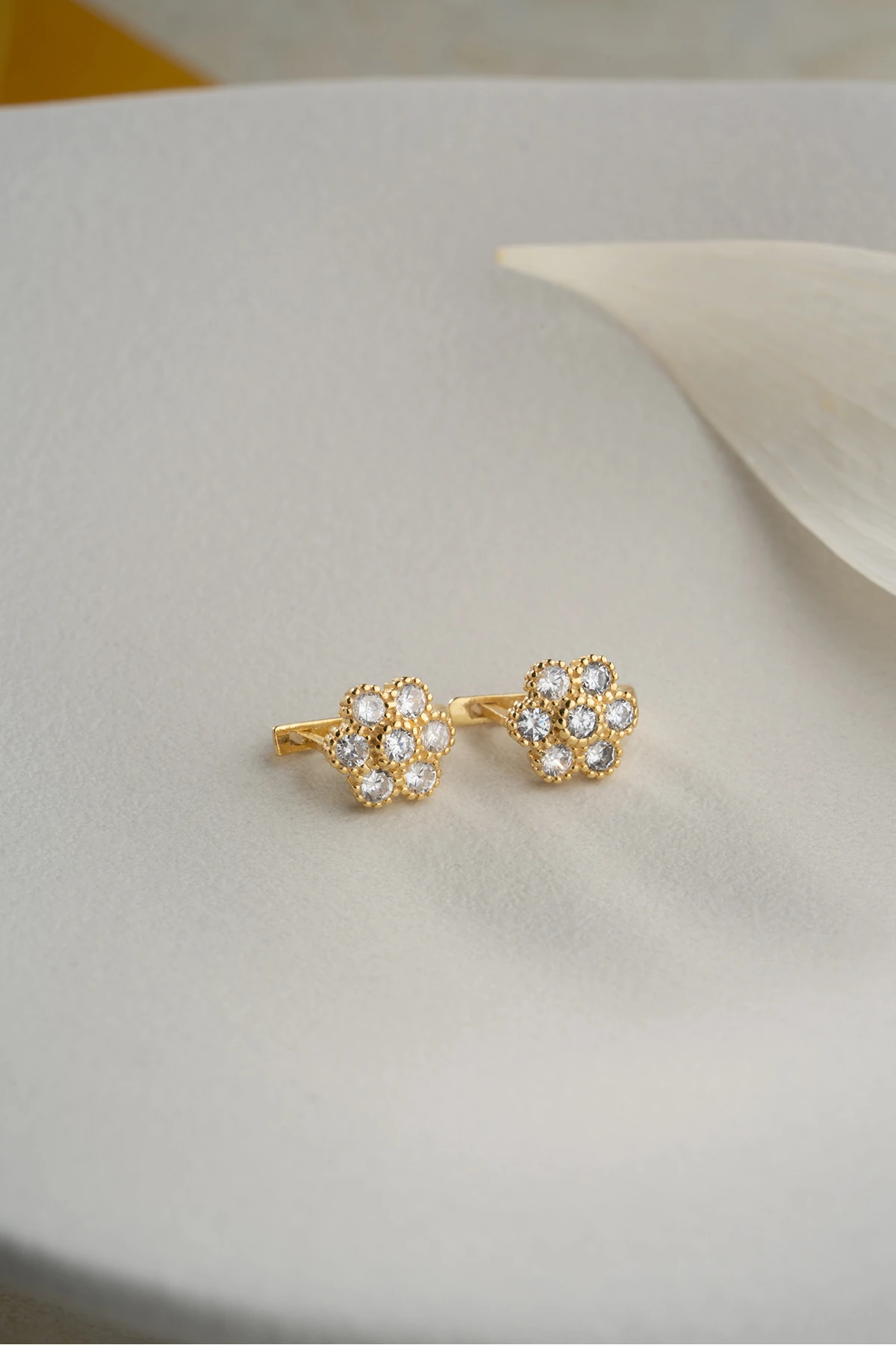 Gümüş Zirkon Taşlı Küpe