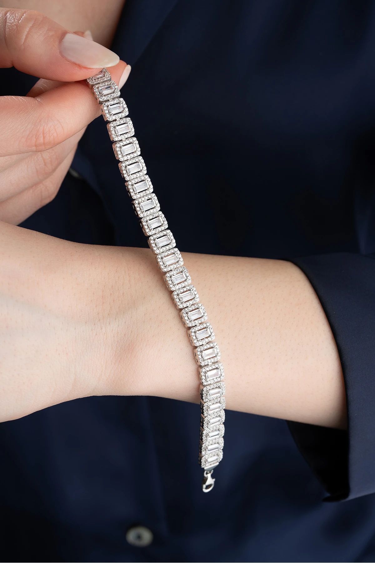 Gümüş Baget Taşlı Bileklik