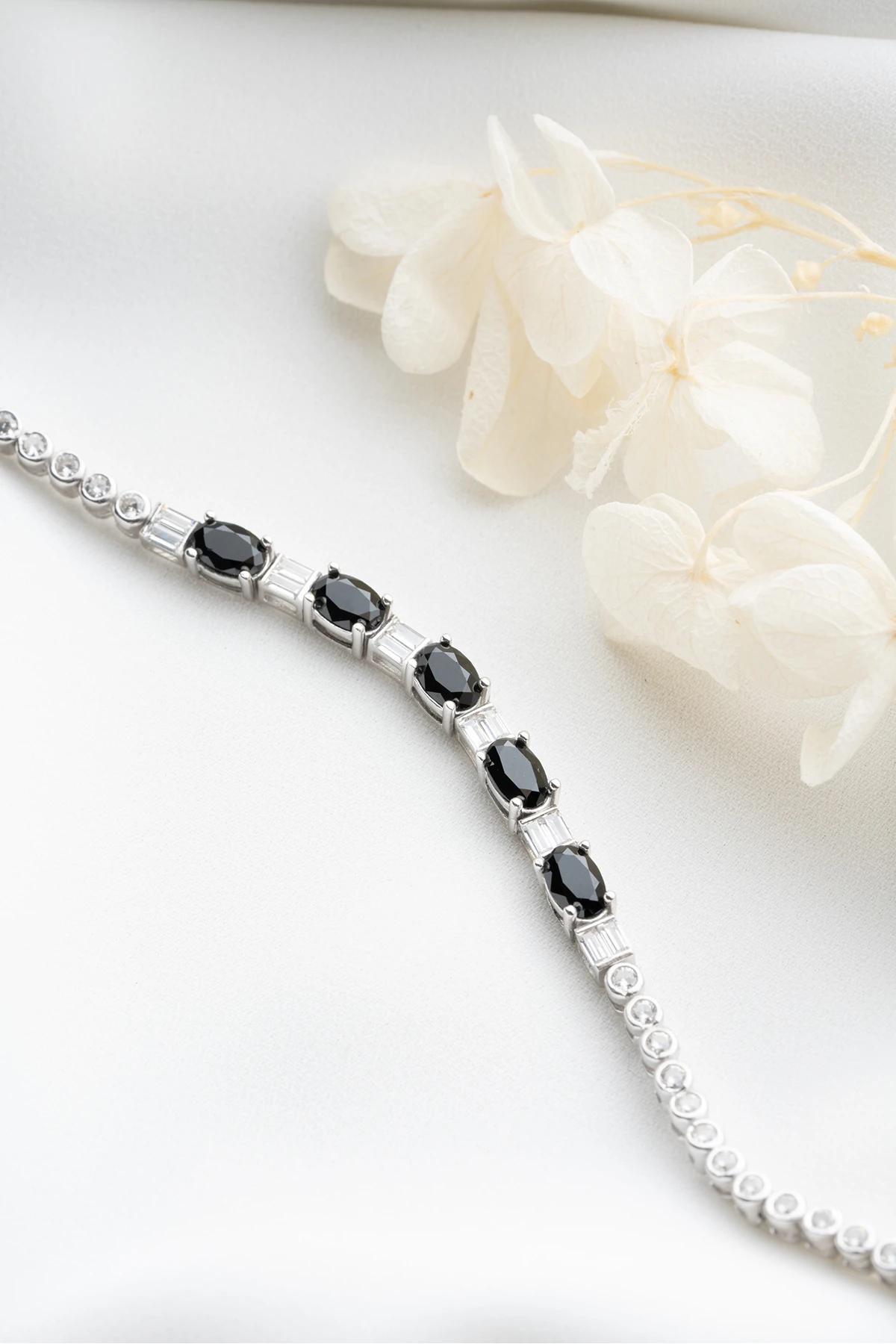 Gümüş Su Yolu Bileklik