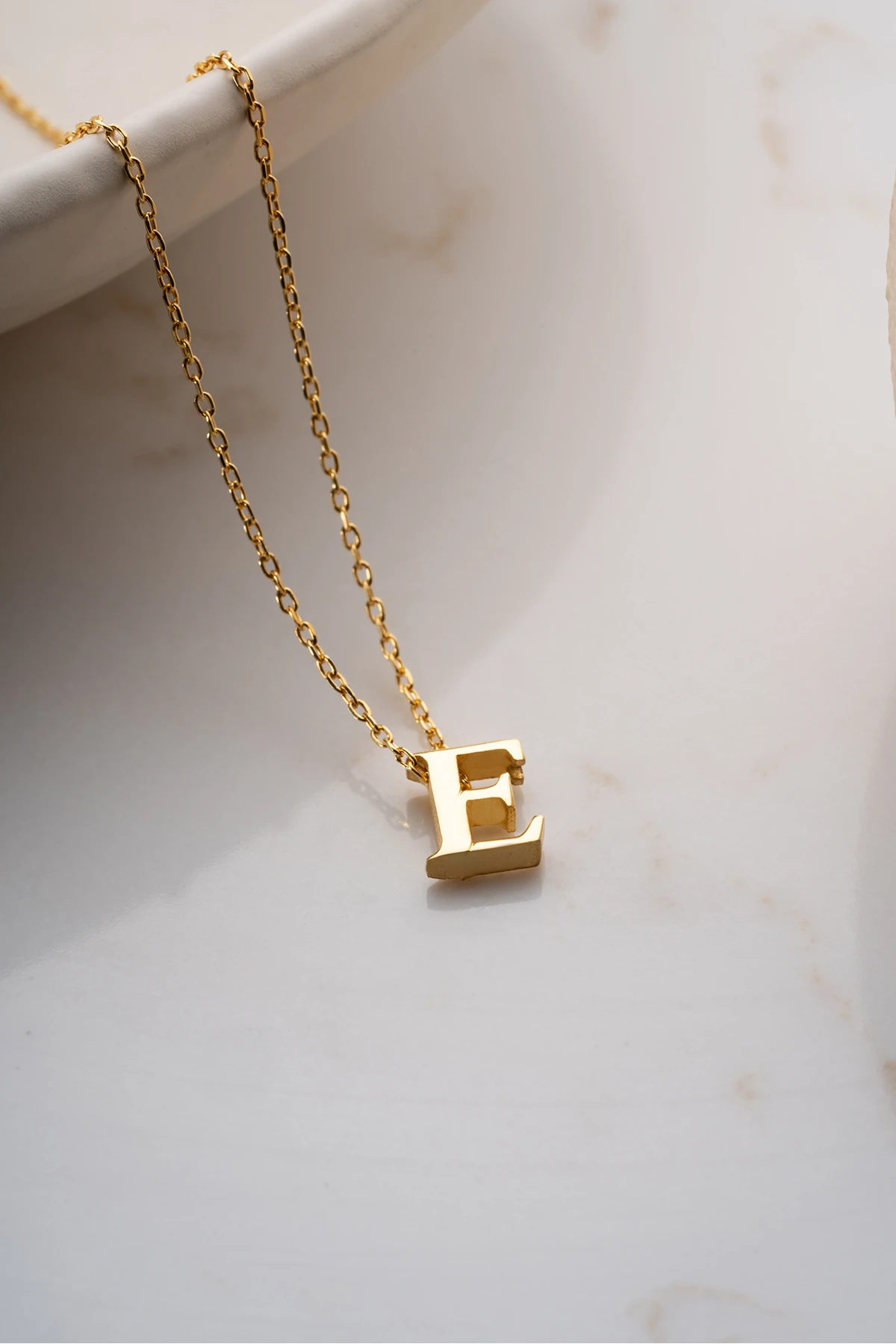 Gümüş Kişiye Özel Harf Kolye