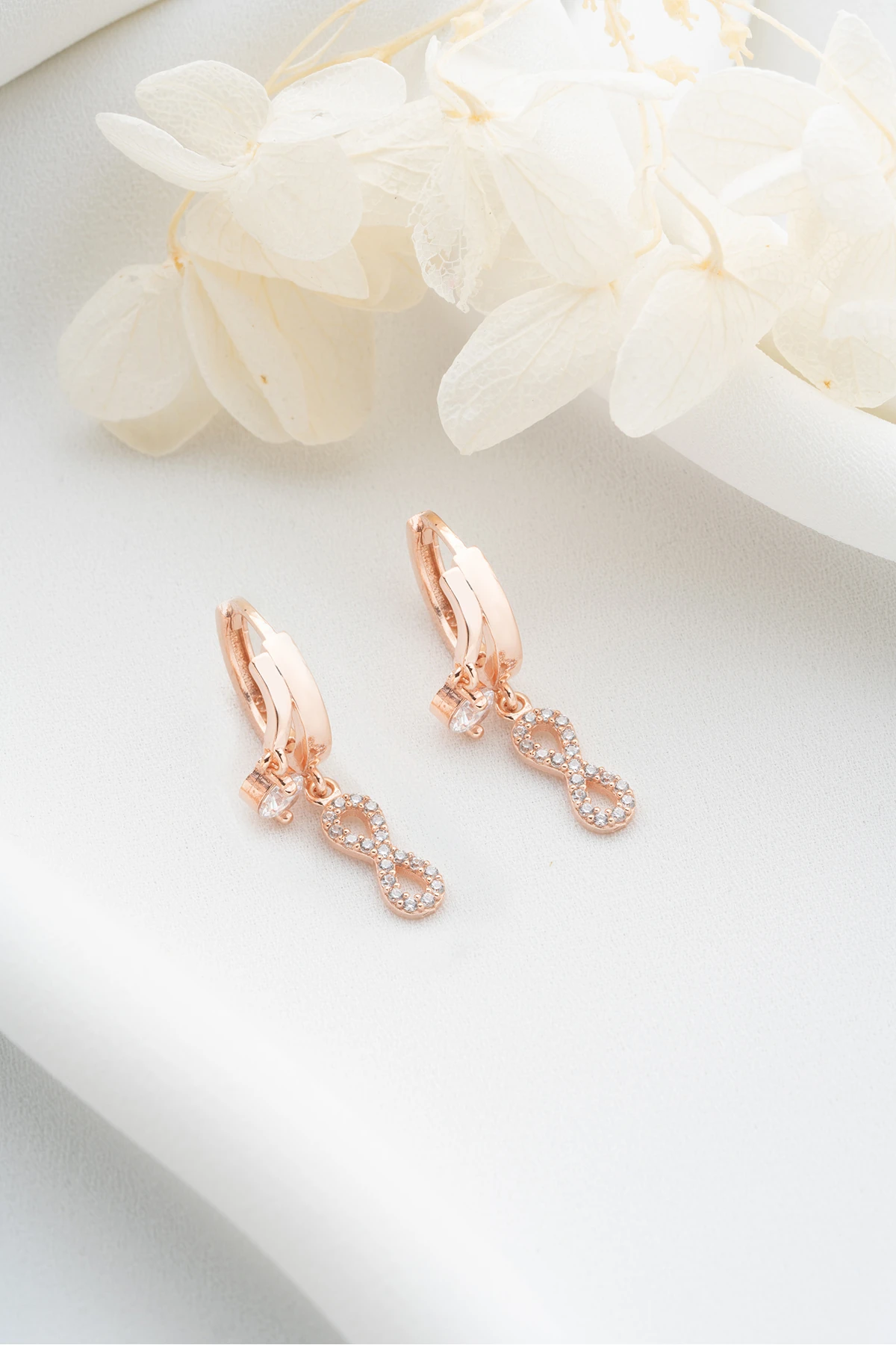 Gümüş Çift Sonsuzluk Taşlı Küpe