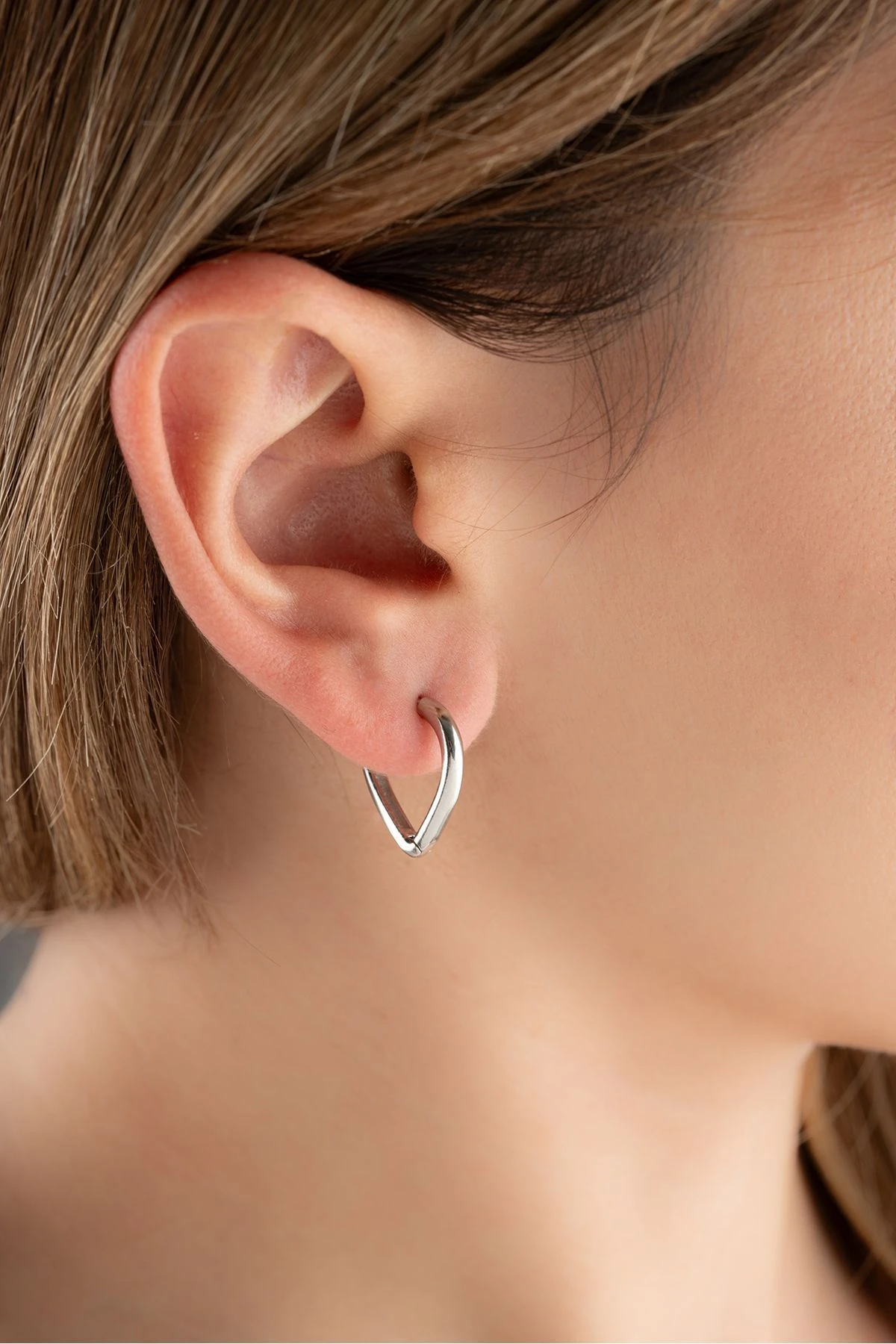 Gümüş Taşsız Kalp Küpe