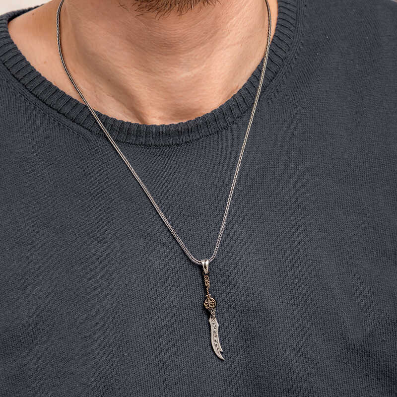 Gümüş Desenli Zülfikar Kılıcı Erkek Kolye