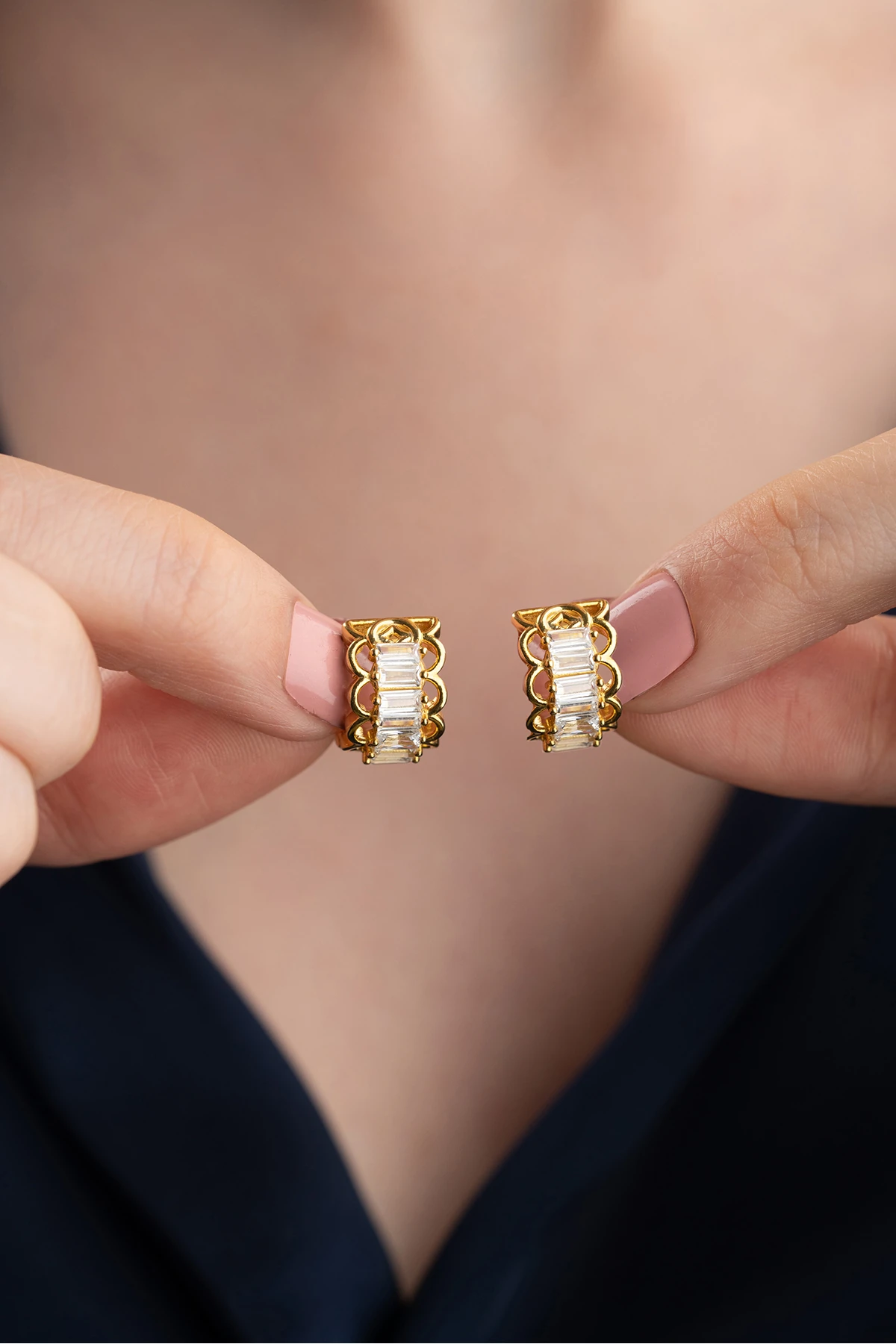 Gümüş Baget Taşlı Küpe