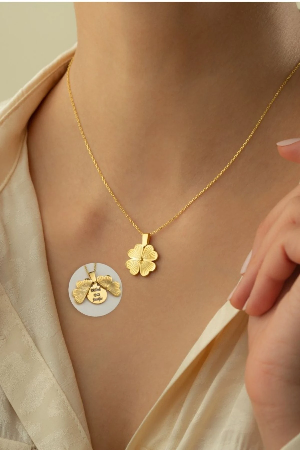 Gümüş Açılan Yonca Kolye