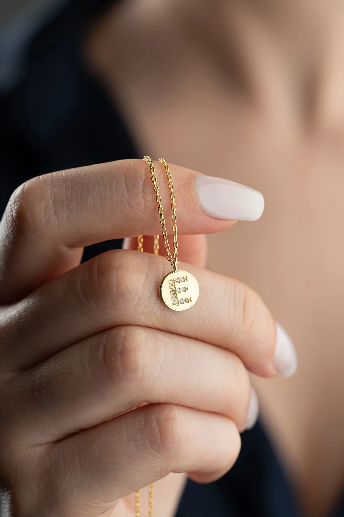 Gümüş Taşlı Plaka Harf Kolye