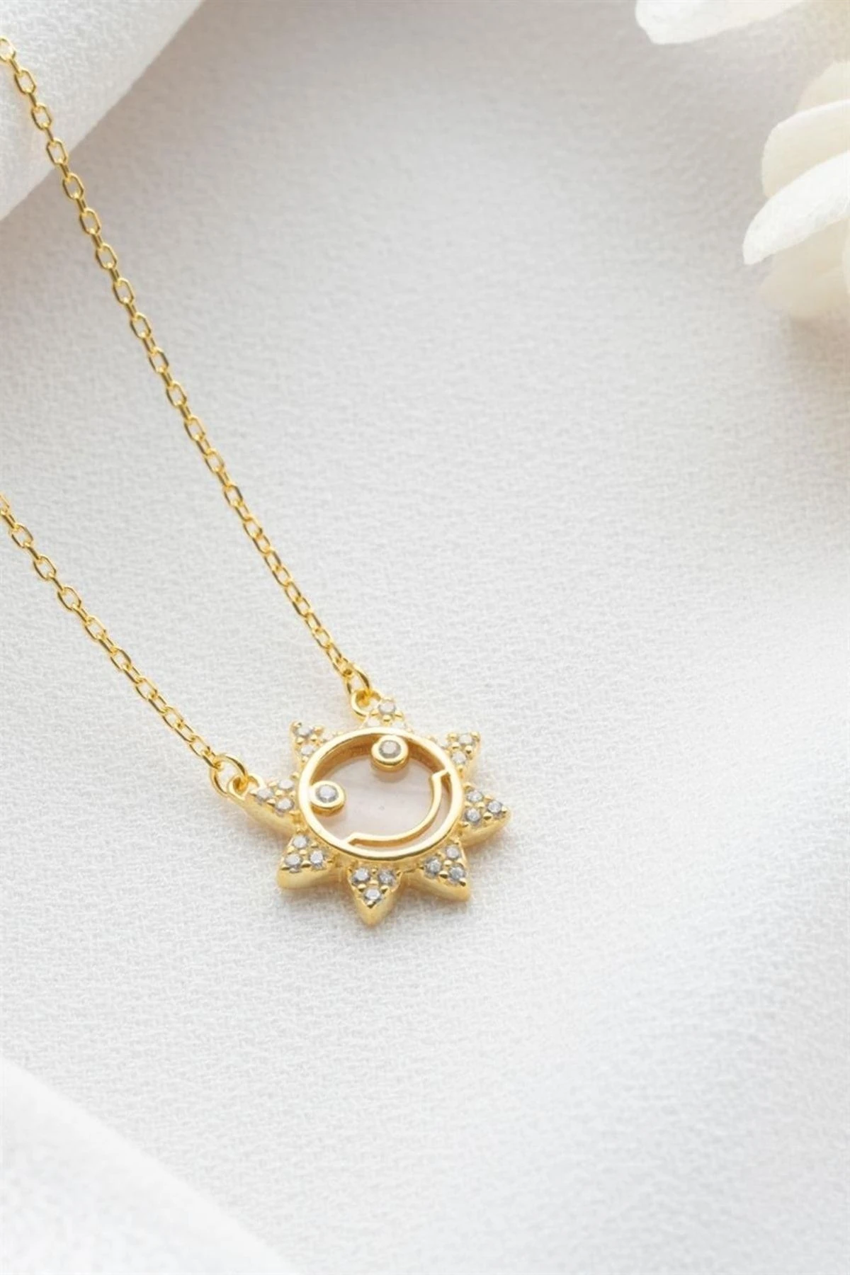 Gümüş Güneş Kolye