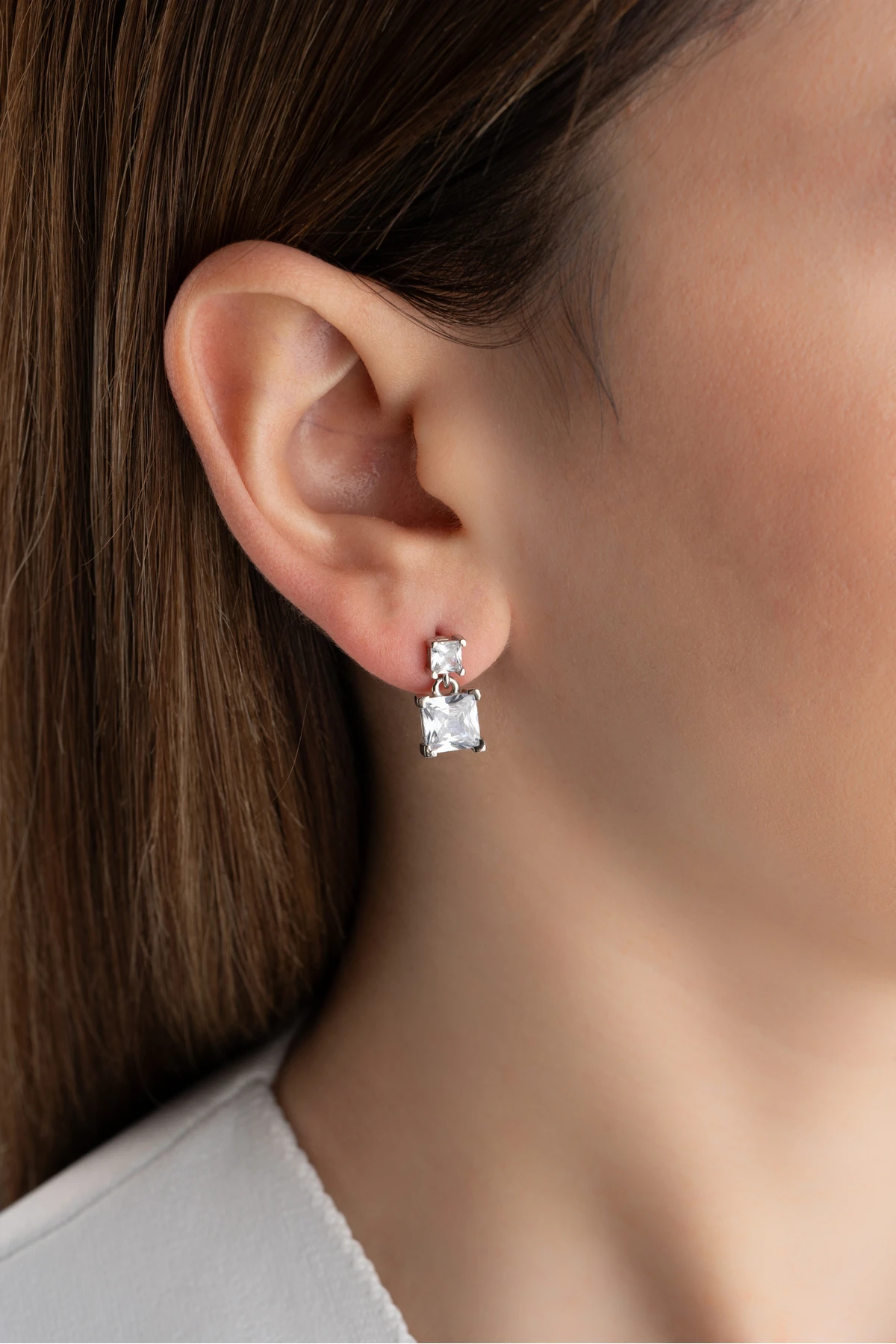 Gümüş Baget Taşlı Küpe