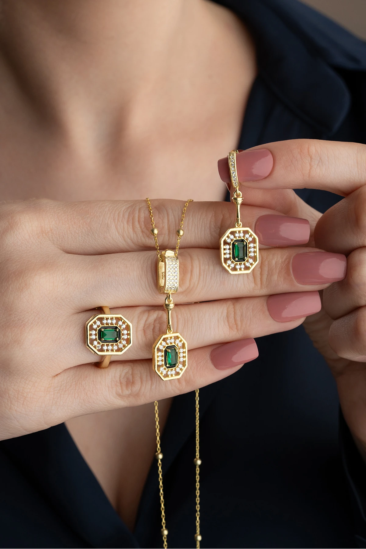 Gümüş Işıklı Kutuda Serenay Set Takım