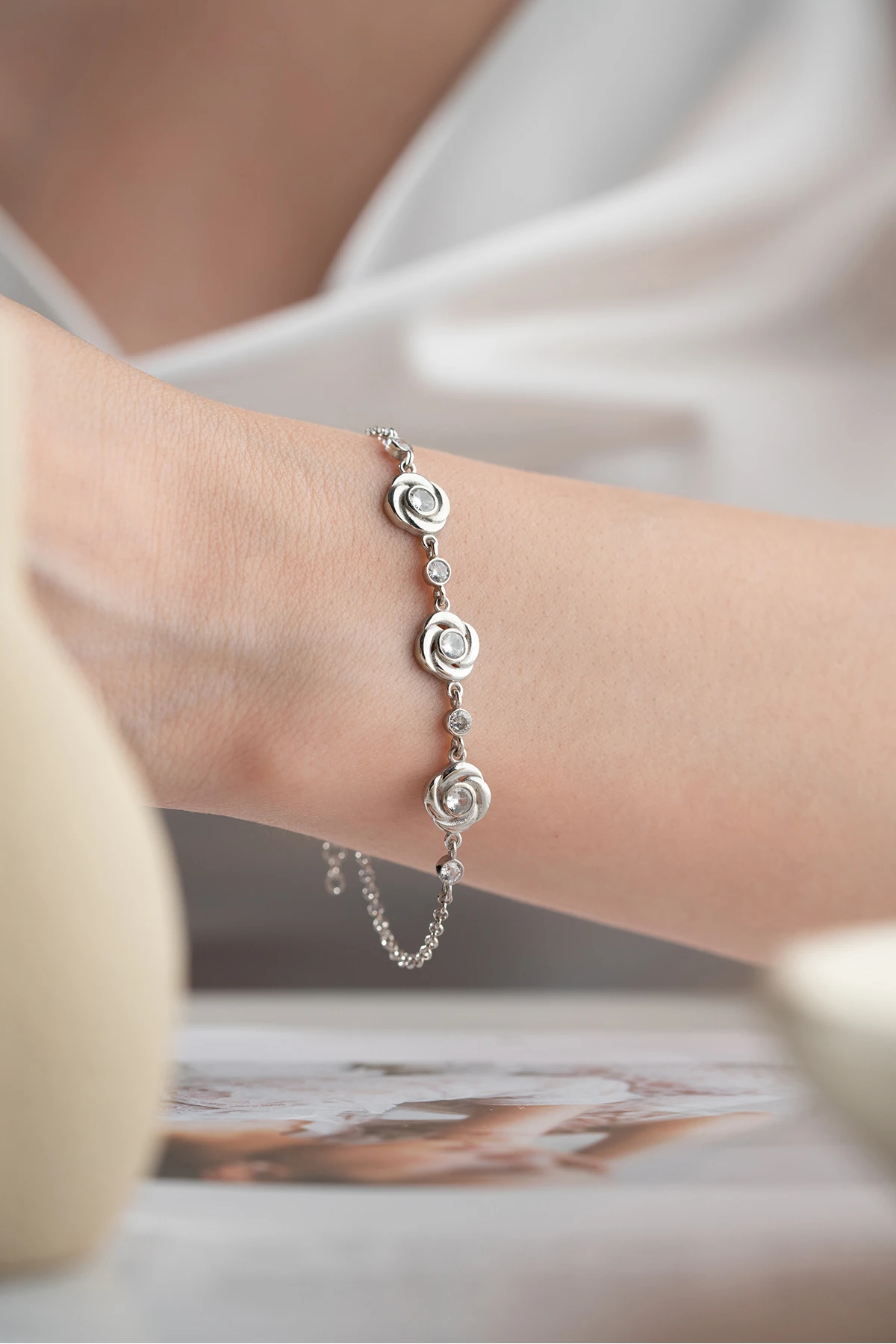 Gümüş Çiçek Bileklik