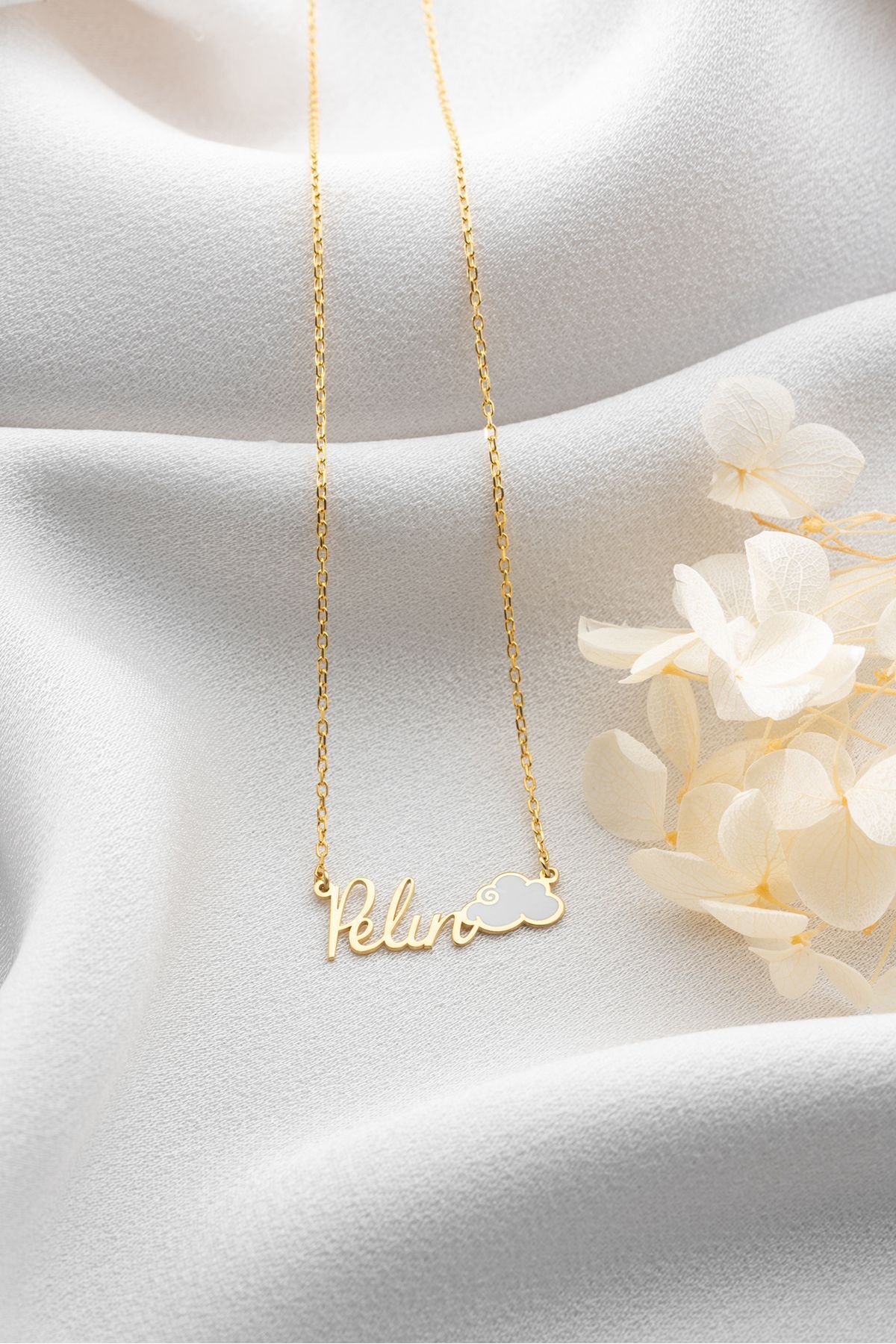 Gümüş İsimli Bulut Kolye