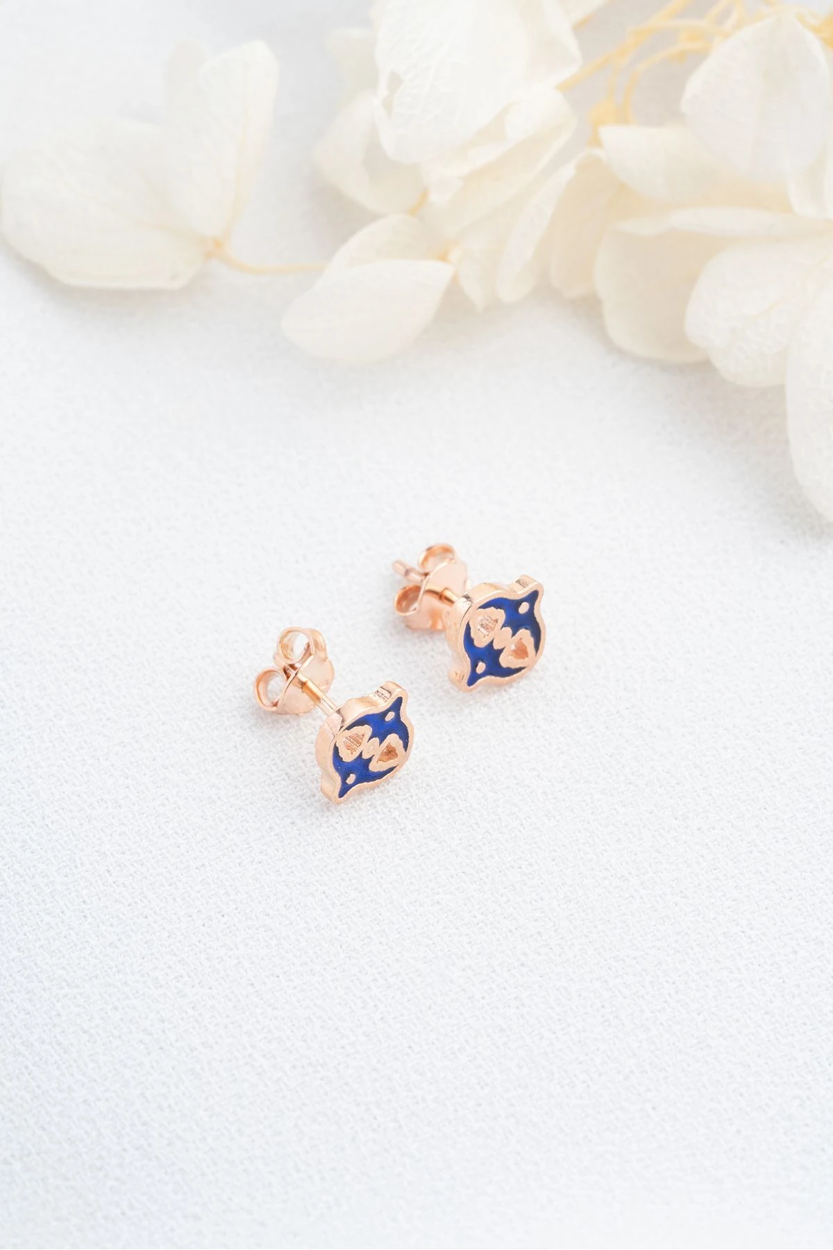 Gümüş Mavi Mineli Minik Çivili Küpe