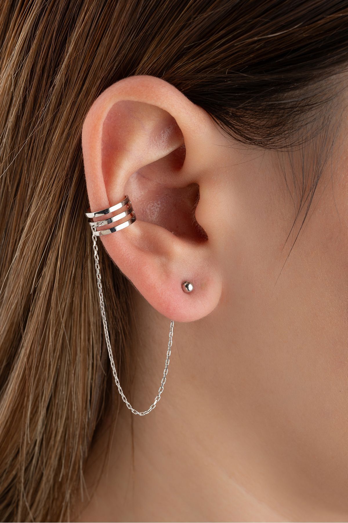 Gümüş Sallantılı Kıkırdak Küpe