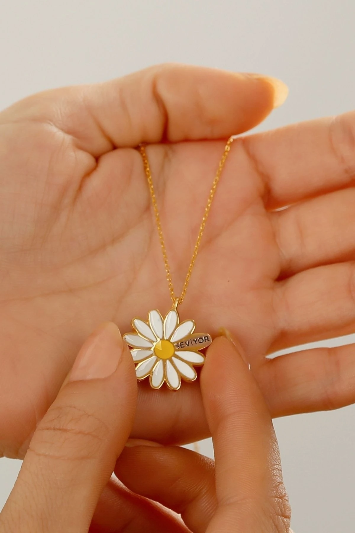 Gümüş Papatya Falı Seviyor Kolye