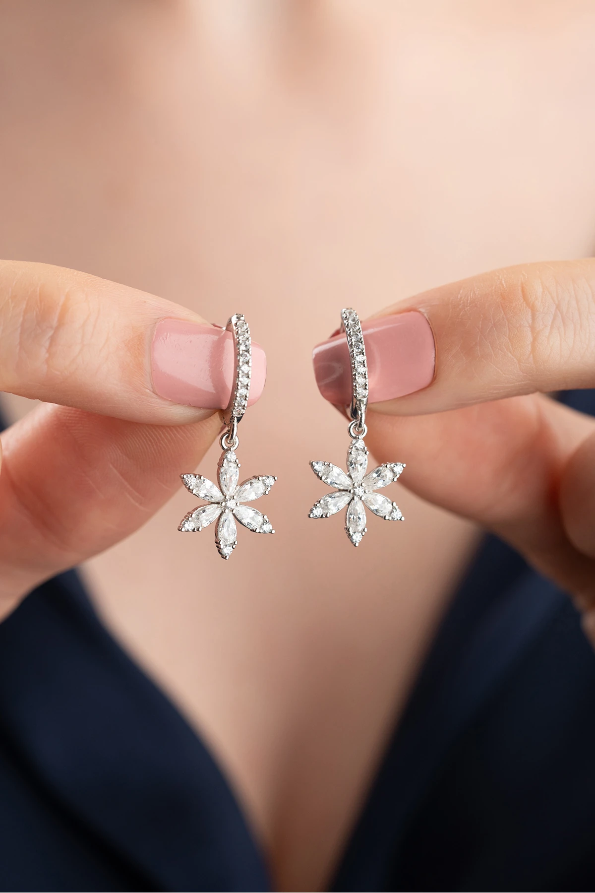 Gümüş Lotus Çiçeği Küpe