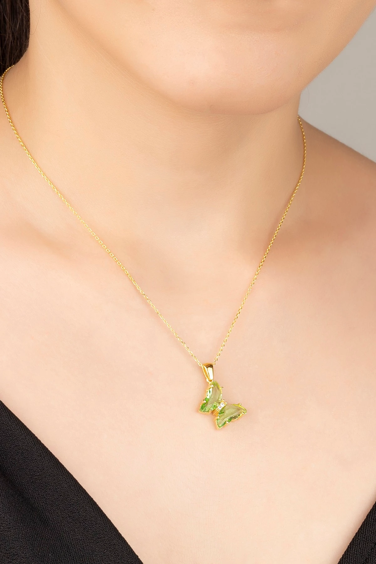 Gümüş Yeşil Cam Kelebek Kolye