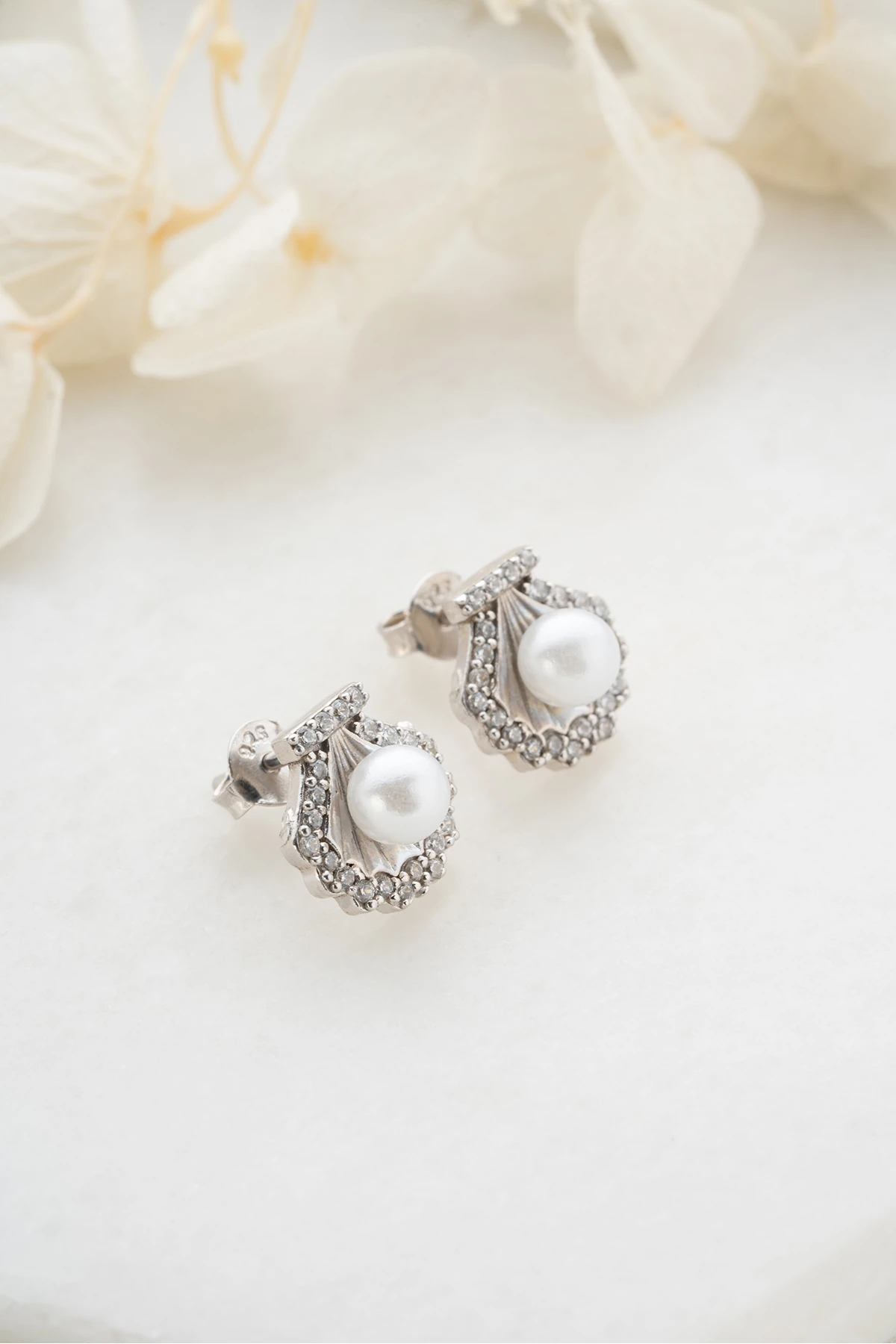 Gümüş İncili Küpe