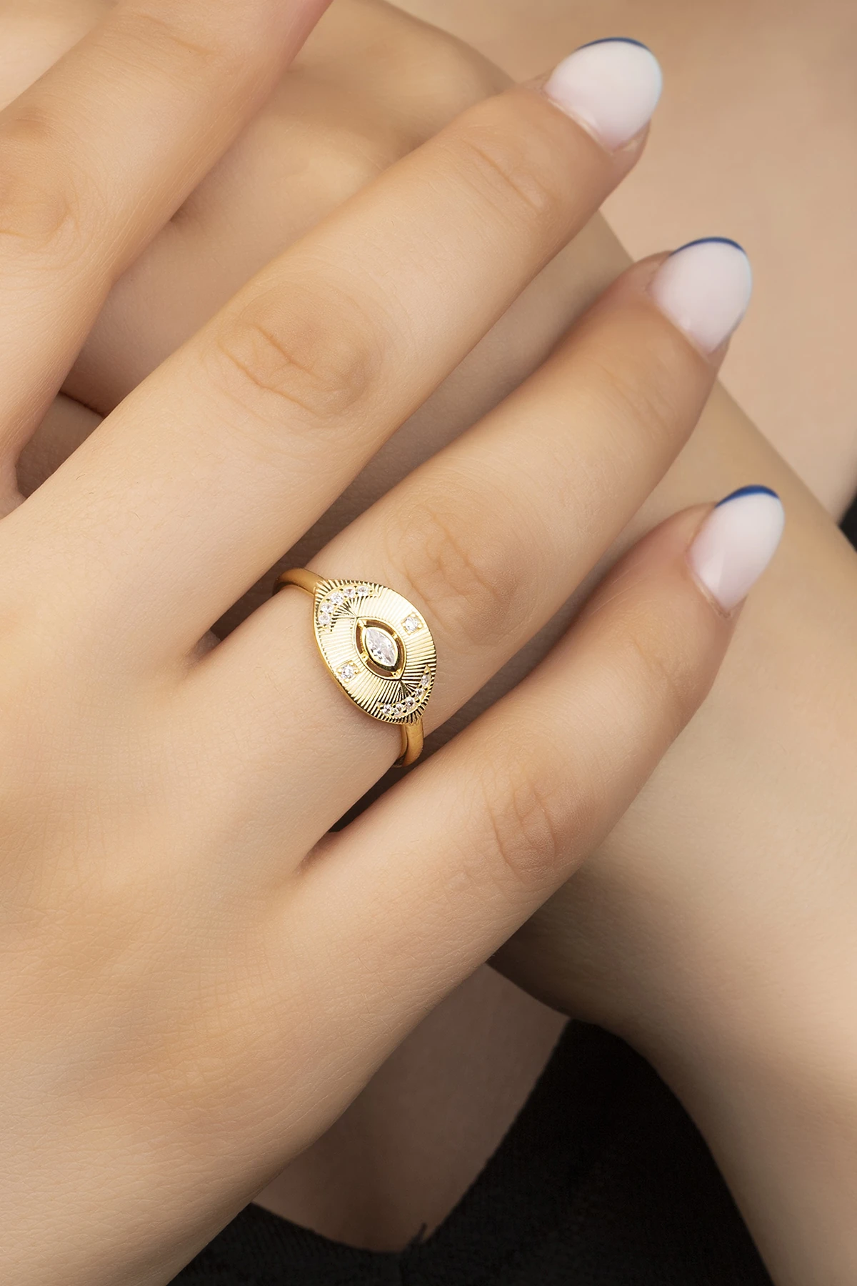 Gümüş Ayarlanabilir Şans Taşlı Yüzük